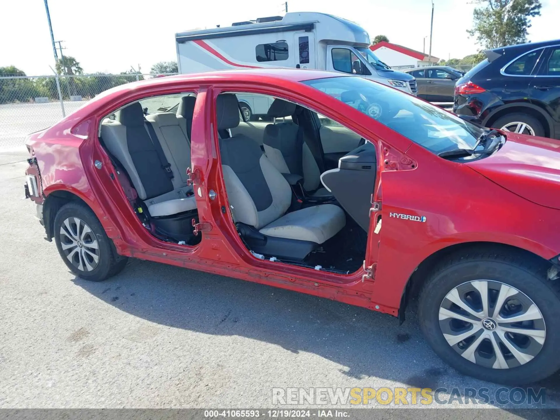 6 Photograph of a damaged car JTDEAMDE4MJ008926 TOYOTA COROLLA 2021