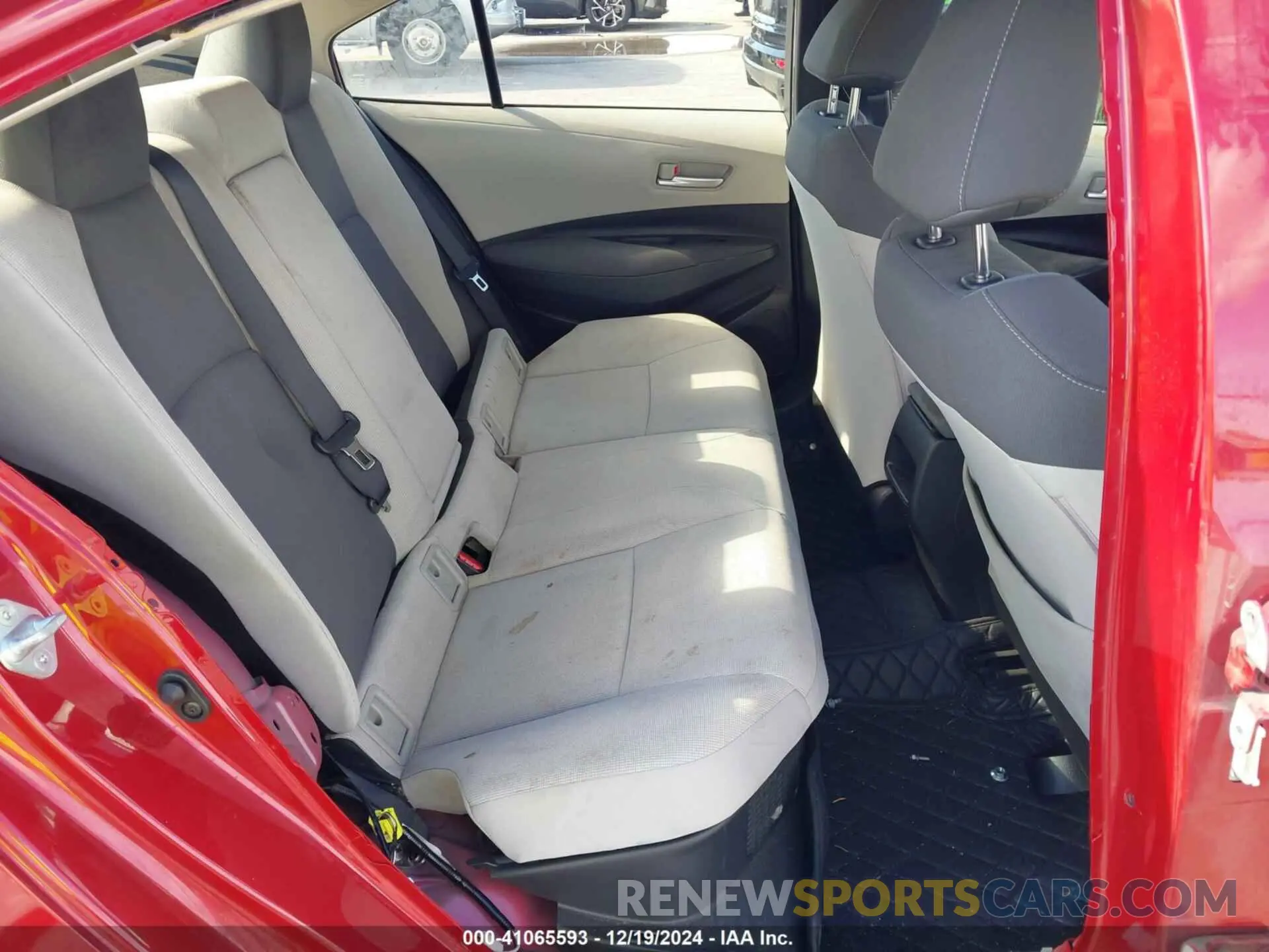 8 Photograph of a damaged car JTDEAMDE4MJ008926 TOYOTA COROLLA 2021