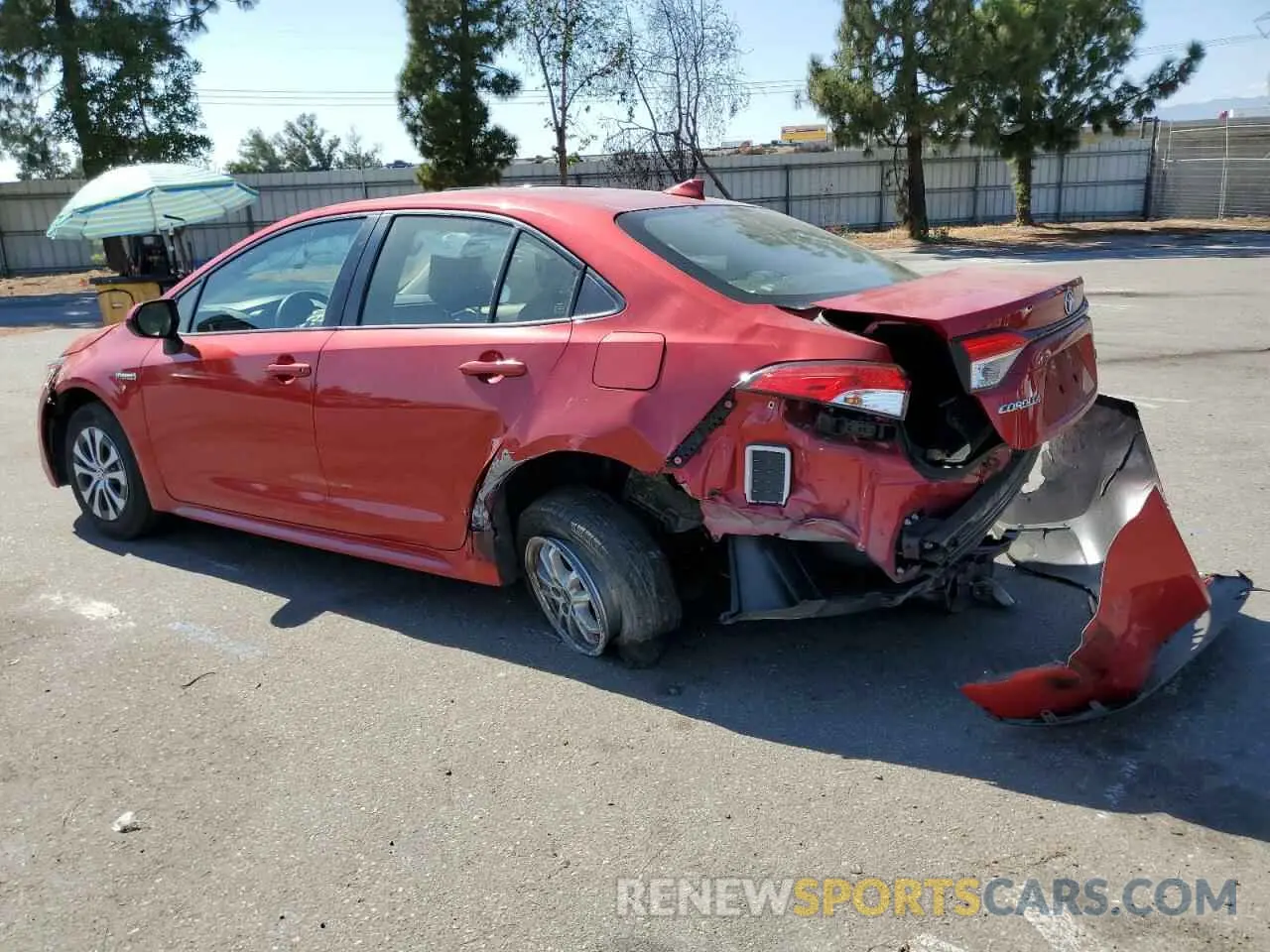 2 Photograph of a damaged car JTDEAMDE4MJ014886 TOYOTA COROLLA 2021