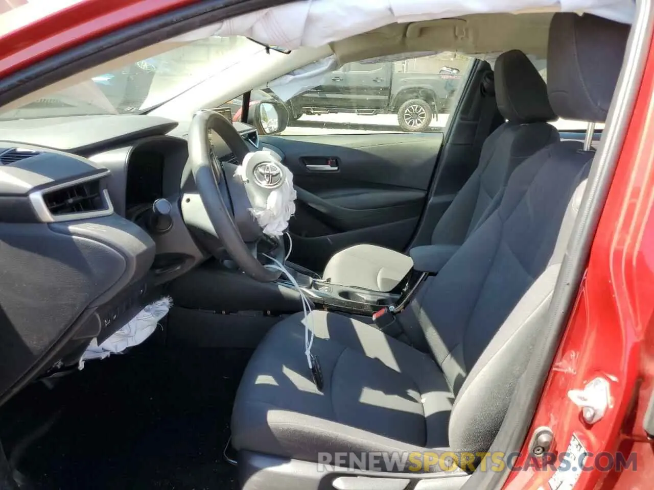 7 Photograph of a damaged car JTDEAMDE4MJ014886 TOYOTA COROLLA 2021