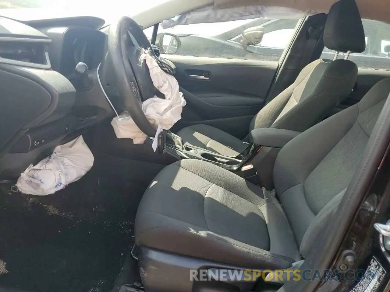 7 Photograph of a damaged car JTDEAMDE4MJ016265 TOYOTA COROLLA 2021