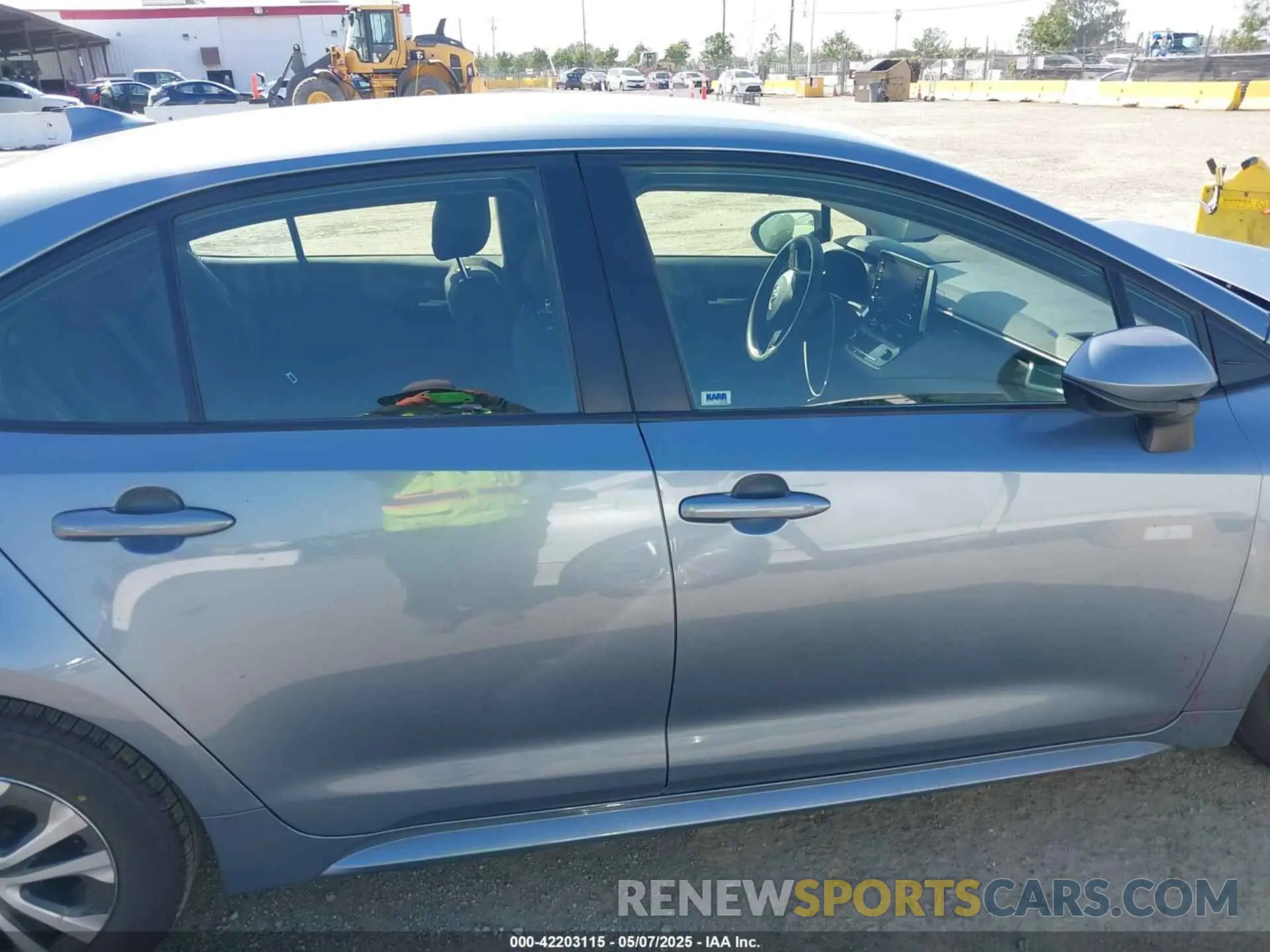 14 Photograph of a damaged car JTDEAMDE4MJ024253 TOYOTA COROLLA 2021