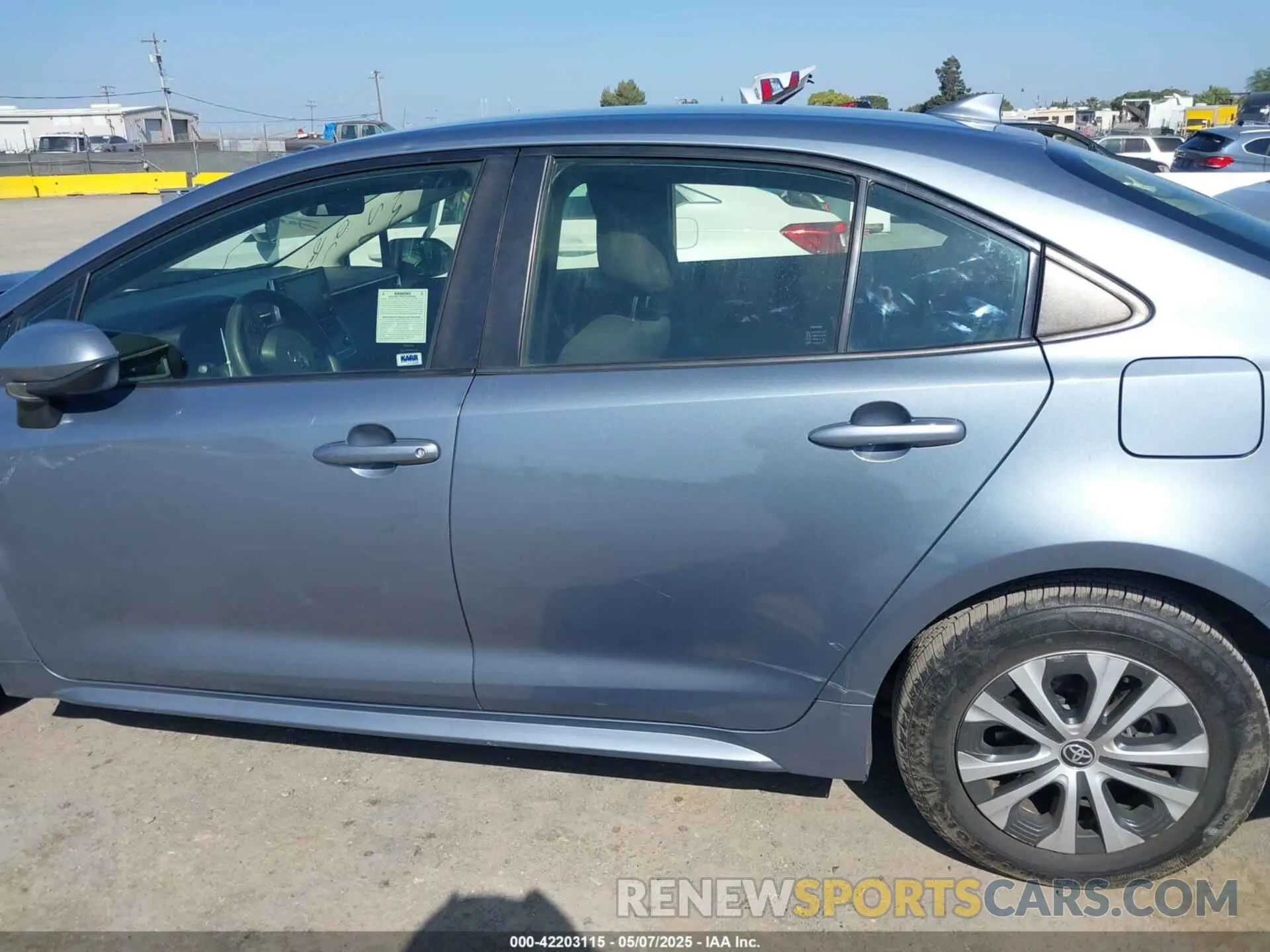 15 Photograph of a damaged car JTDEAMDE4MJ024253 TOYOTA COROLLA 2021