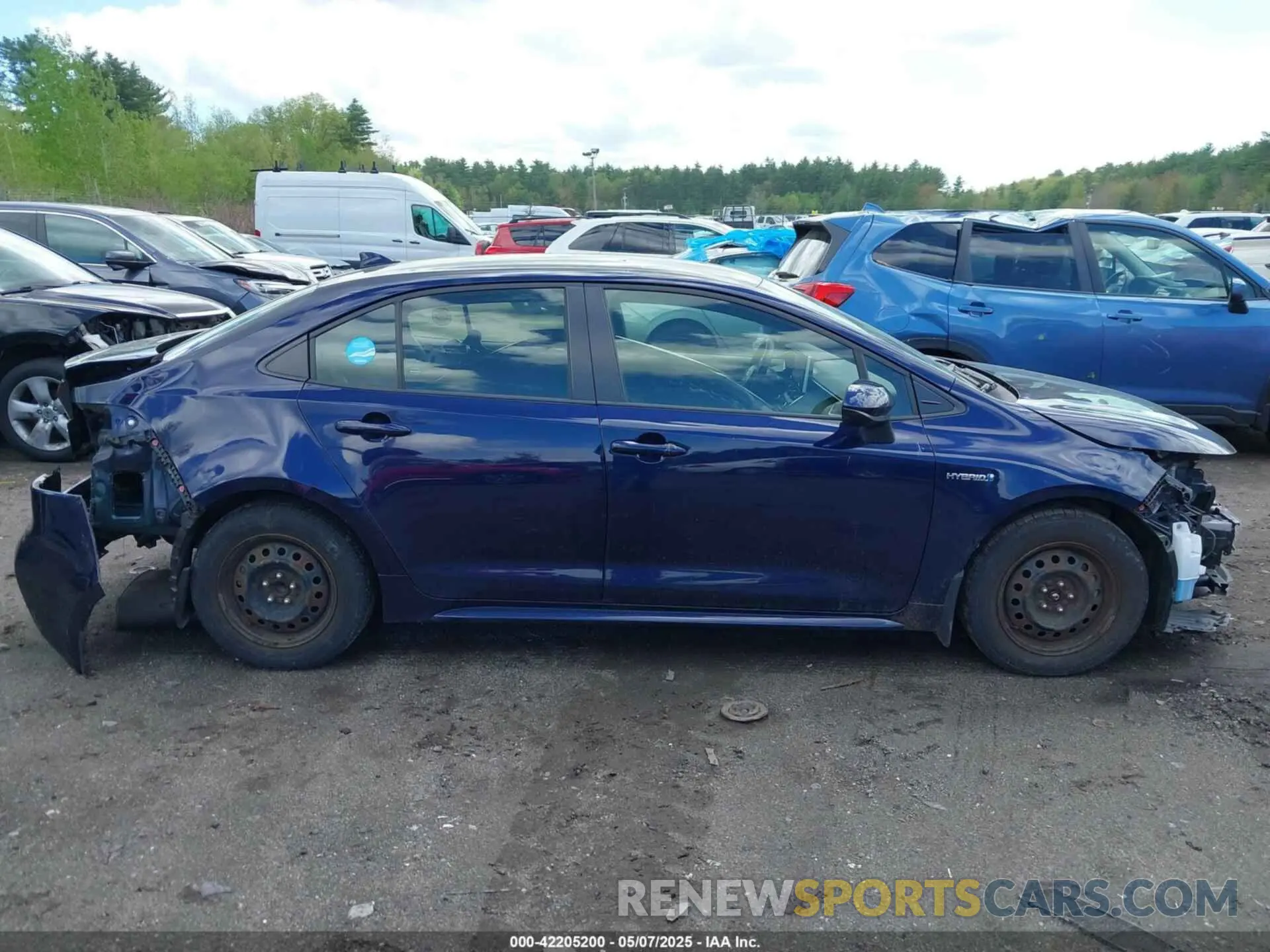 14 Photograph of a damaged car JTDEAMDE4MJ031901 TOYOTA COROLLA 2021