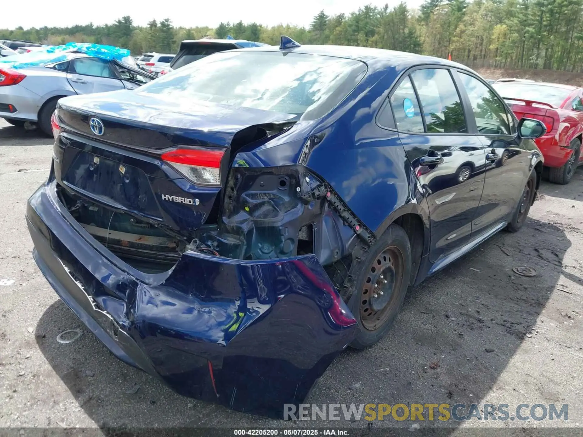 4 Photograph of a damaged car JTDEAMDE4MJ031901 TOYOTA COROLLA 2021