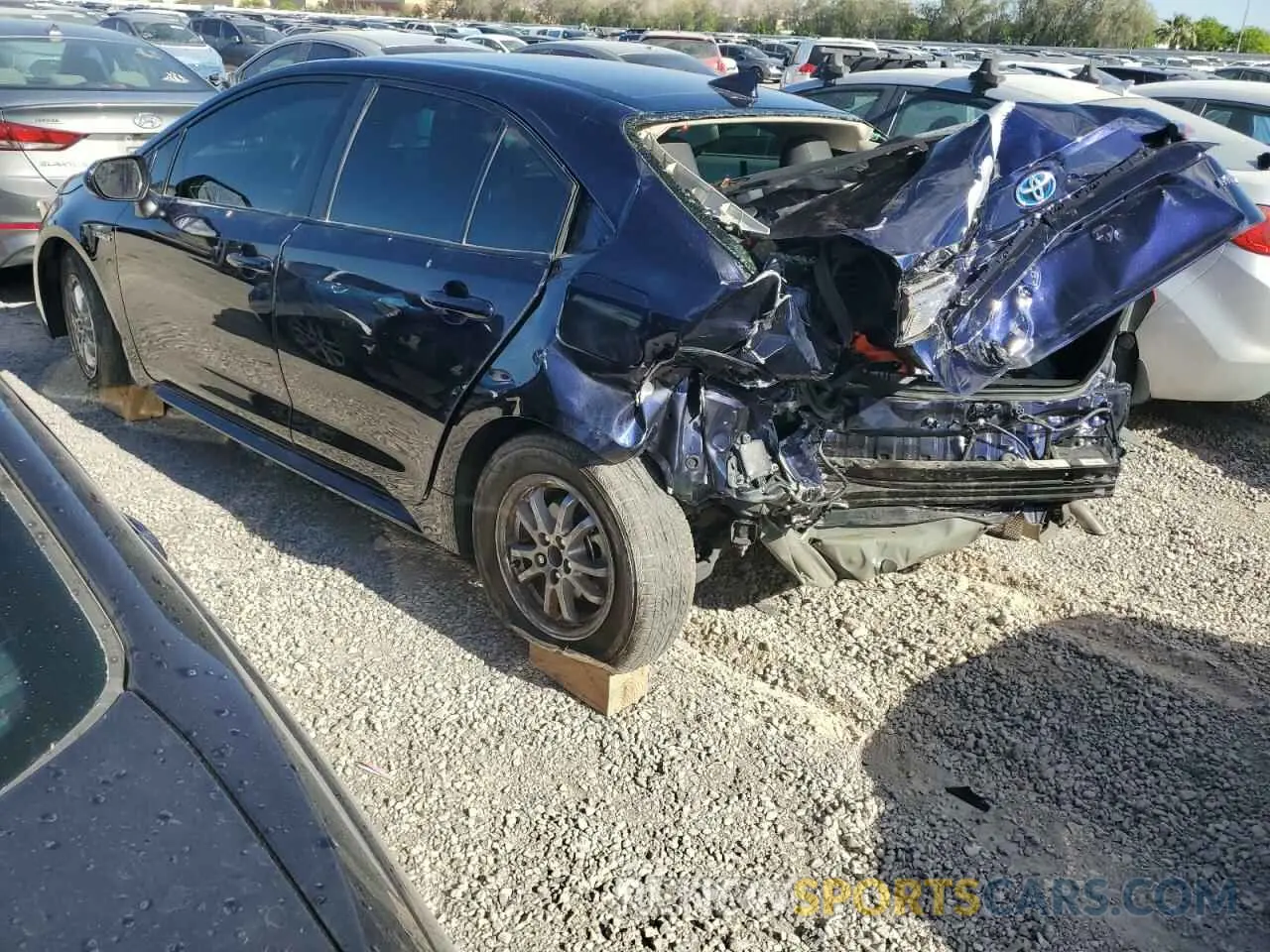 2 Photograph of a damaged car JTDEAMDE5MJ006179 TOYOTA COROLLA 2021