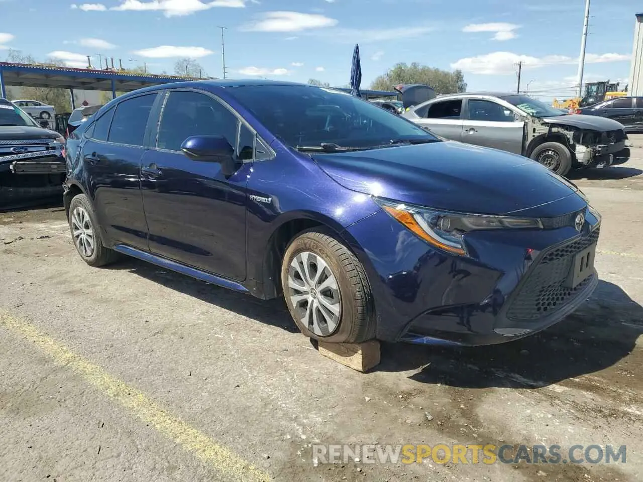 4 Photograph of a damaged car JTDEAMDE5MJ006179 TOYOTA COROLLA 2021