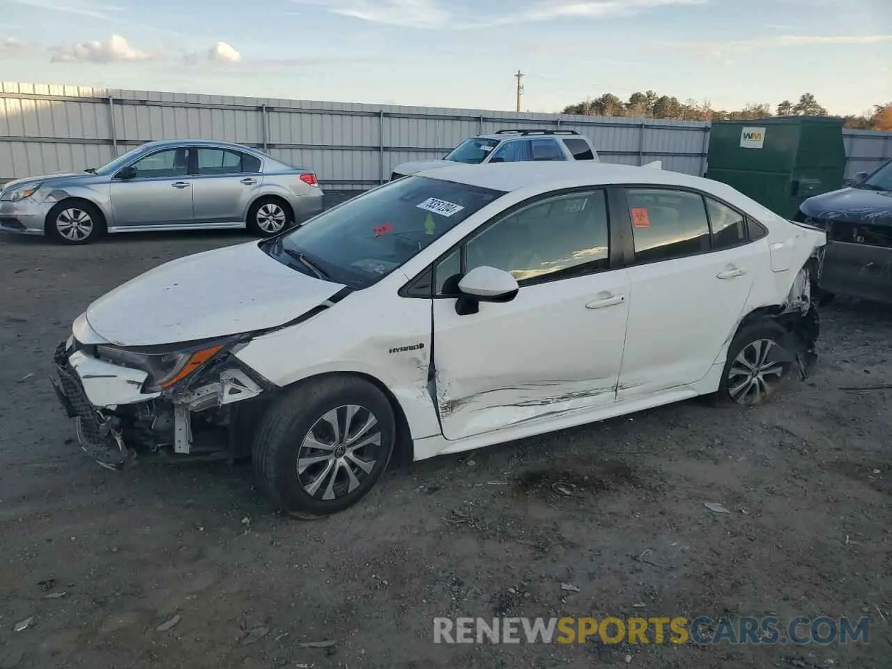 1 Photograph of a damaged car JTDEAMDE5MJ011236 TOYOTA COROLLA 2021