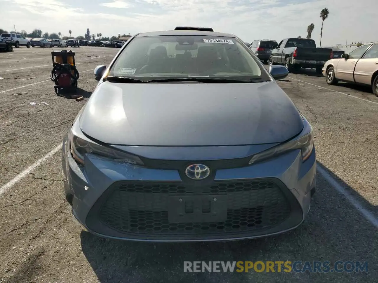 5 Photograph of a damaged car JTDEAMDE5MJ013830 TOYOTA COROLLA 2021
