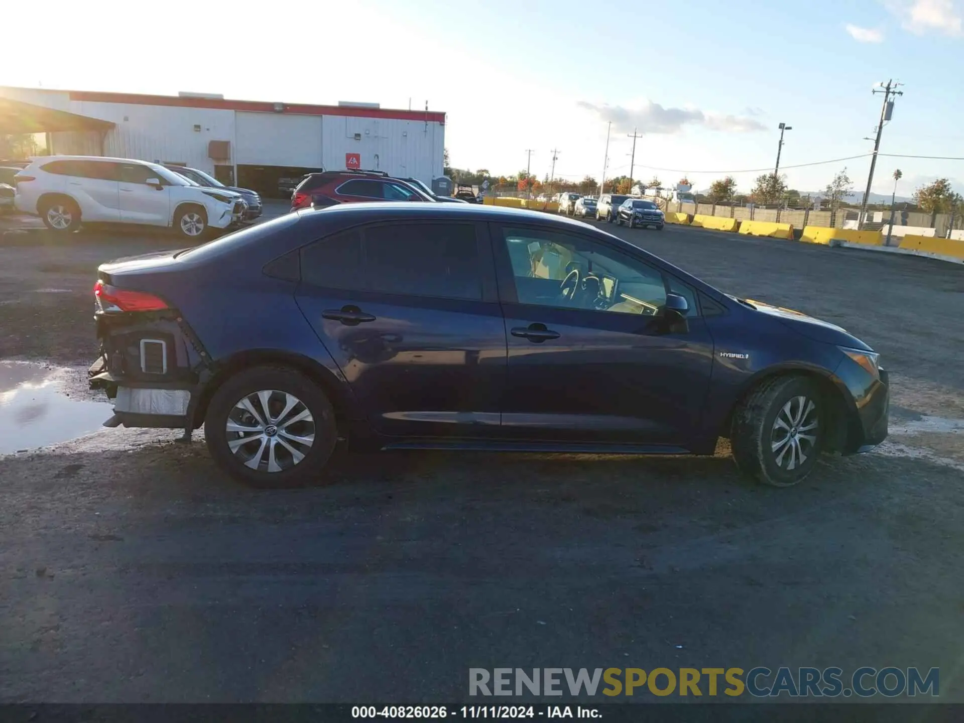 13 Photograph of a damaged car JTDEAMDE5MJ021118 TOYOTA COROLLA 2021