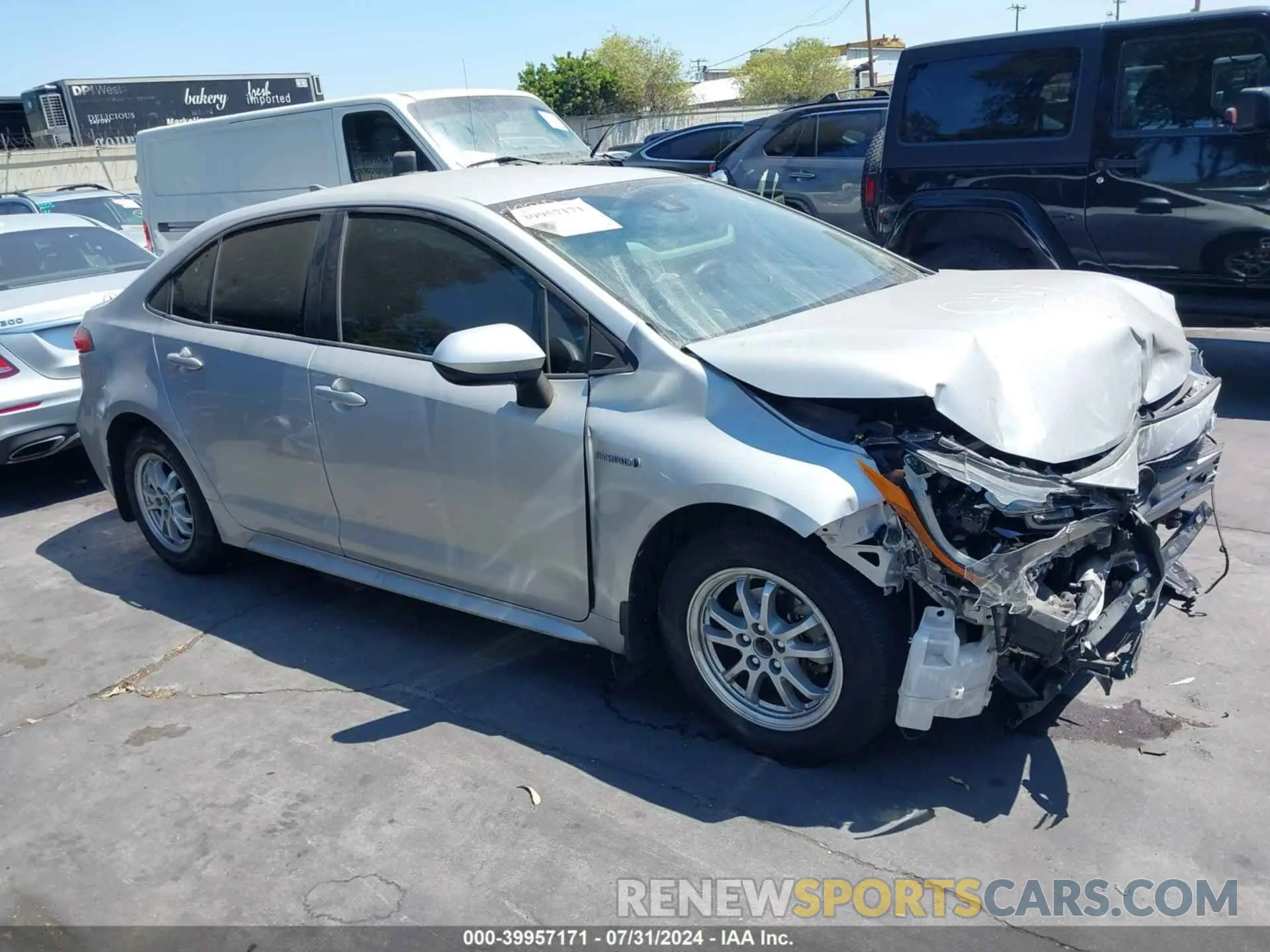 1 Photograph of a damaged car JTDEAMDE5MJ022348 TOYOTA COROLLA 2021