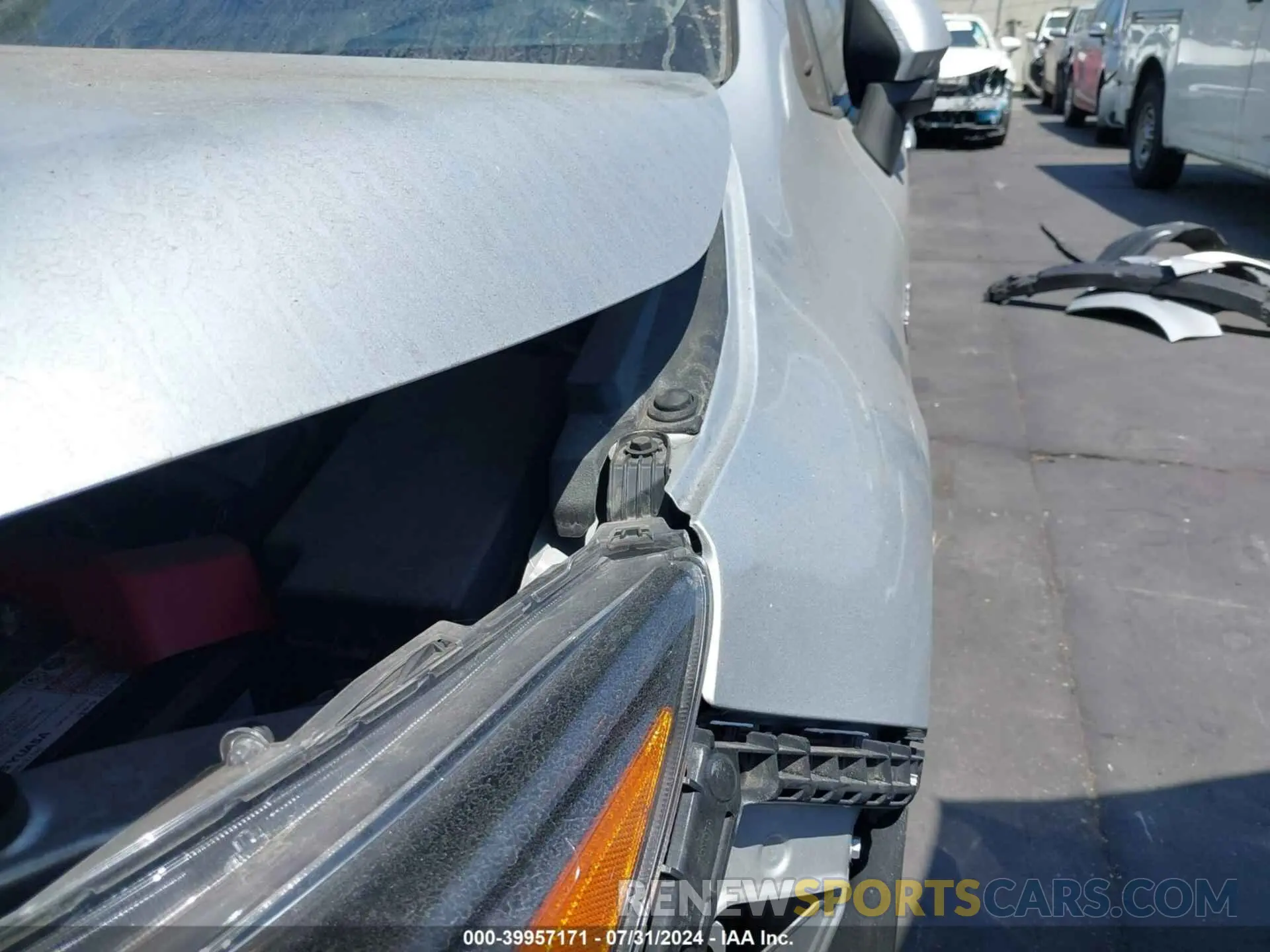 18 Photograph of a damaged car JTDEAMDE5MJ022348 TOYOTA COROLLA 2021