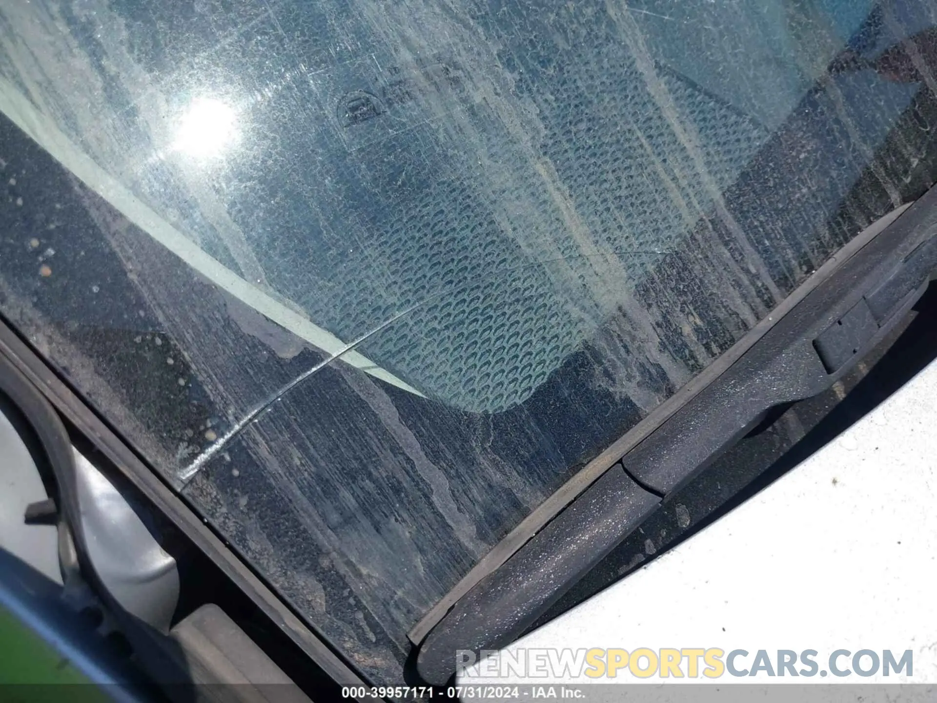 21 Photograph of a damaged car JTDEAMDE5MJ022348 TOYOTA COROLLA 2021