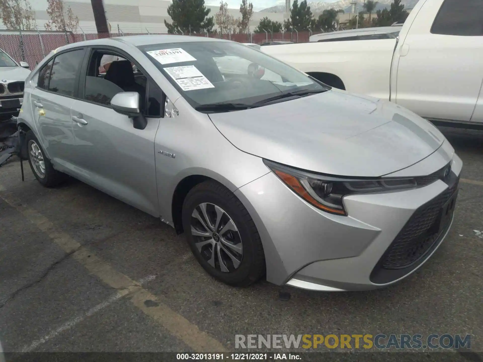 1 Photograph of a damaged car JTDEAMDE5MJ027095 TOYOTA COROLLA 2021