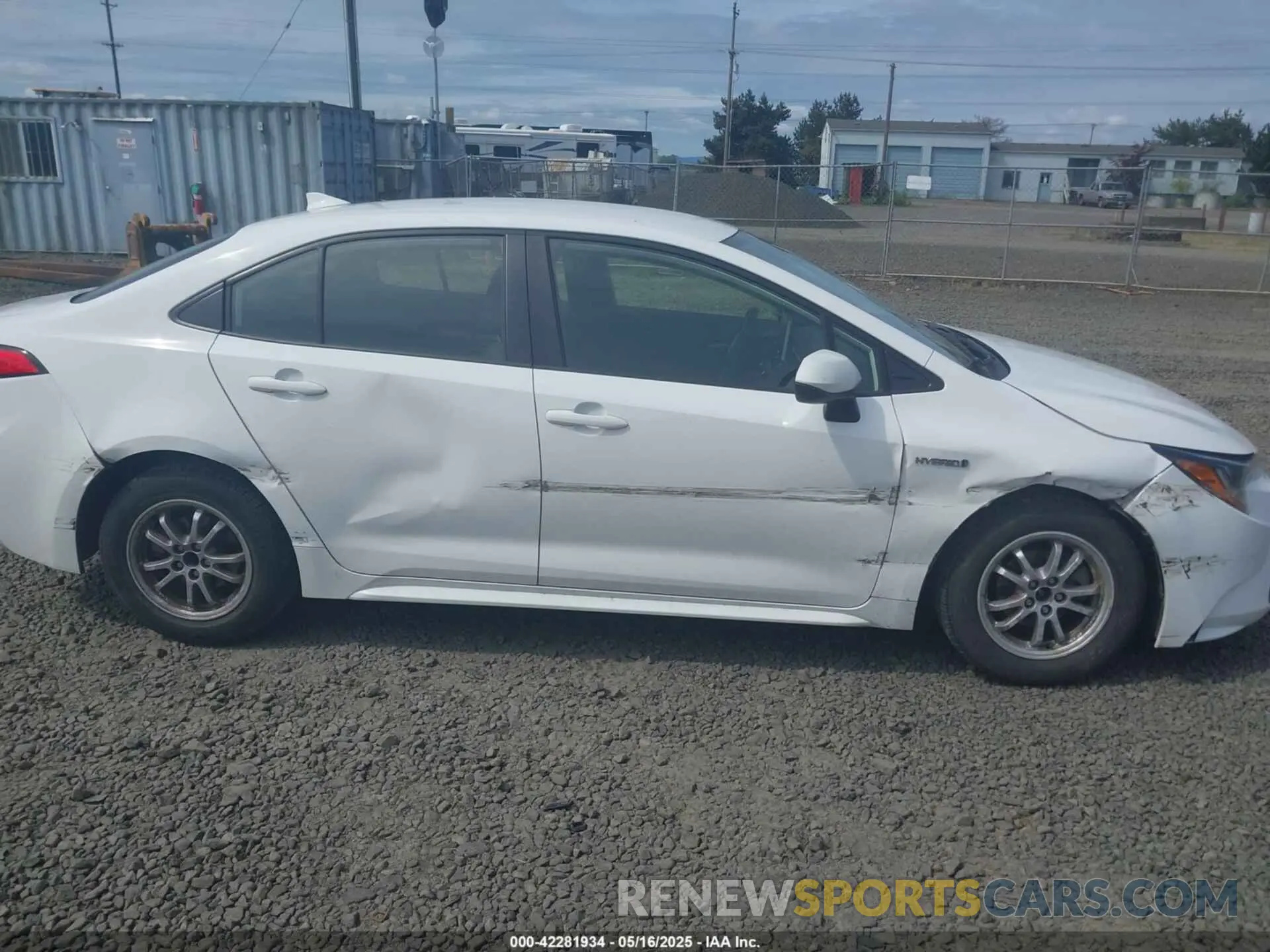 6 Photograph of a damaged car JTDEAMDE6MJ002447 TOYOTA COROLLA 2021