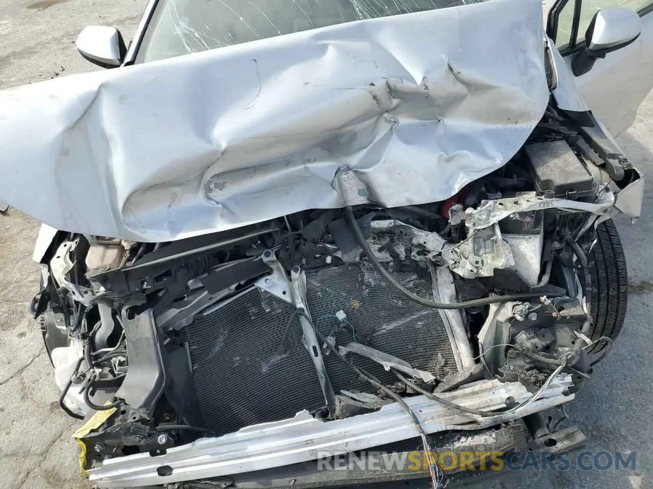 11 Photograph of a damaged car JTDEAMDE6MJ004229 TOYOTA COROLLA 2021