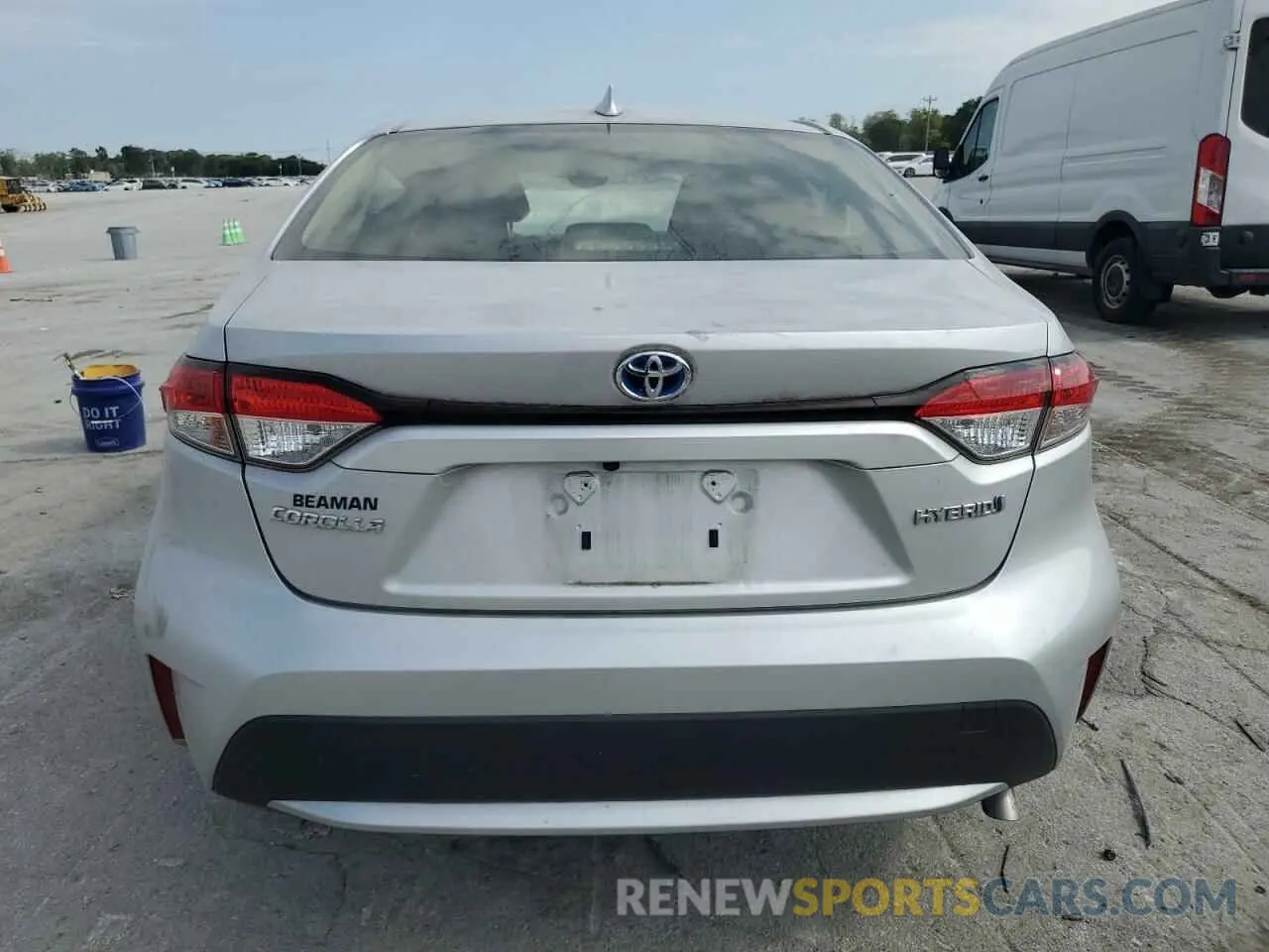6 Photograph of a damaged car JTDEAMDE6MJ004229 TOYOTA COROLLA 2021