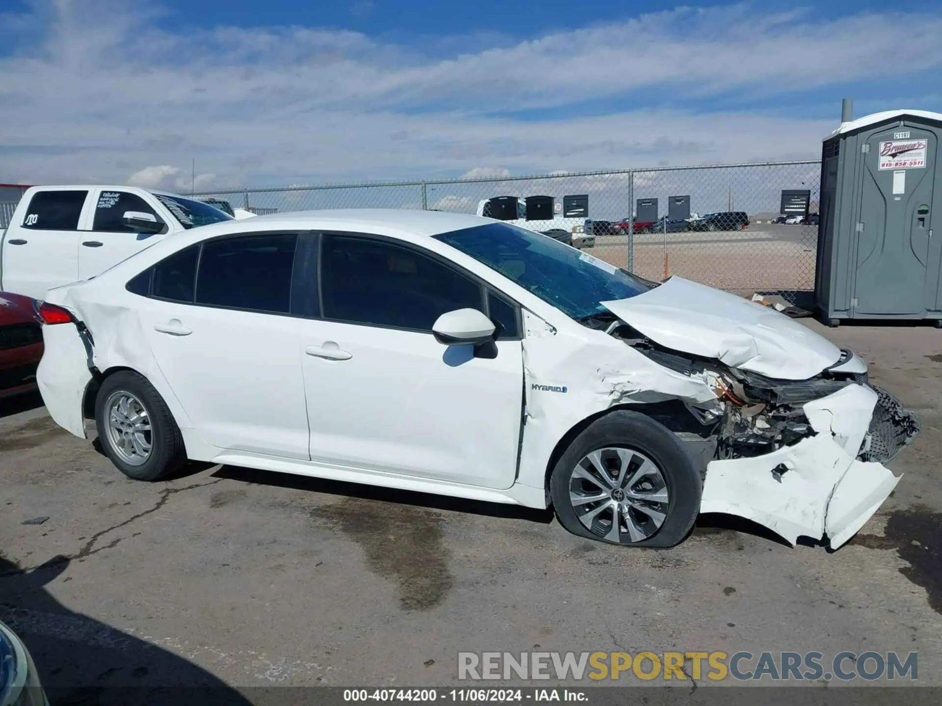 12 Photograph of a damaged car JTDEAMDE6MJ007258 TOYOTA COROLLA 2021