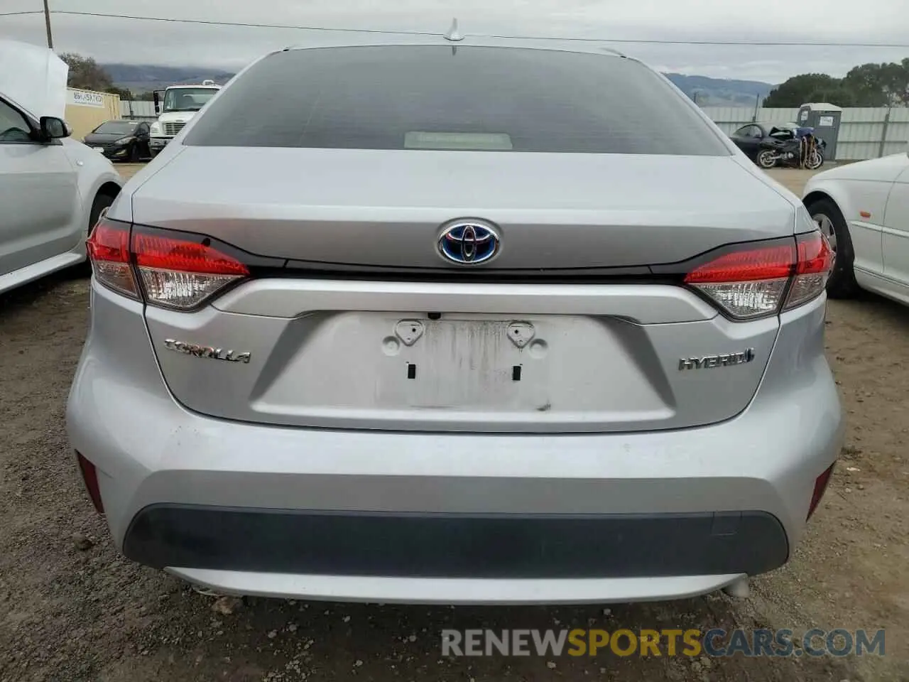 6 Photograph of a damaged car JTDEAMDE6MJ019362 TOYOTA COROLLA 2021