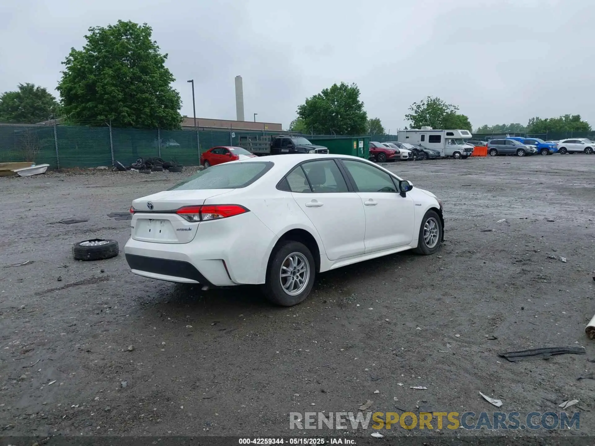 4 Photograph of a damaged car JTDEAMDE7MJ009617 TOYOTA COROLLA 2021