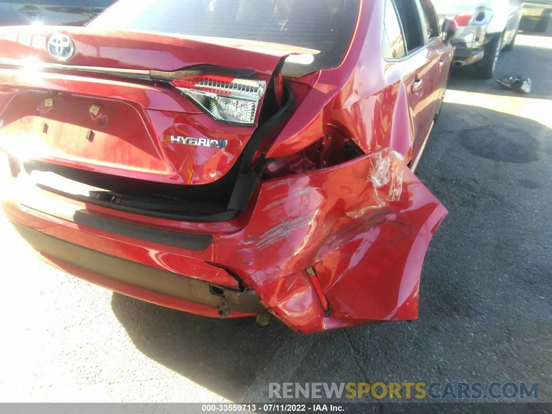 6 Photograph of a damaged car JTDEAMDE7MJ016910 TOYOTA COROLLA 2021