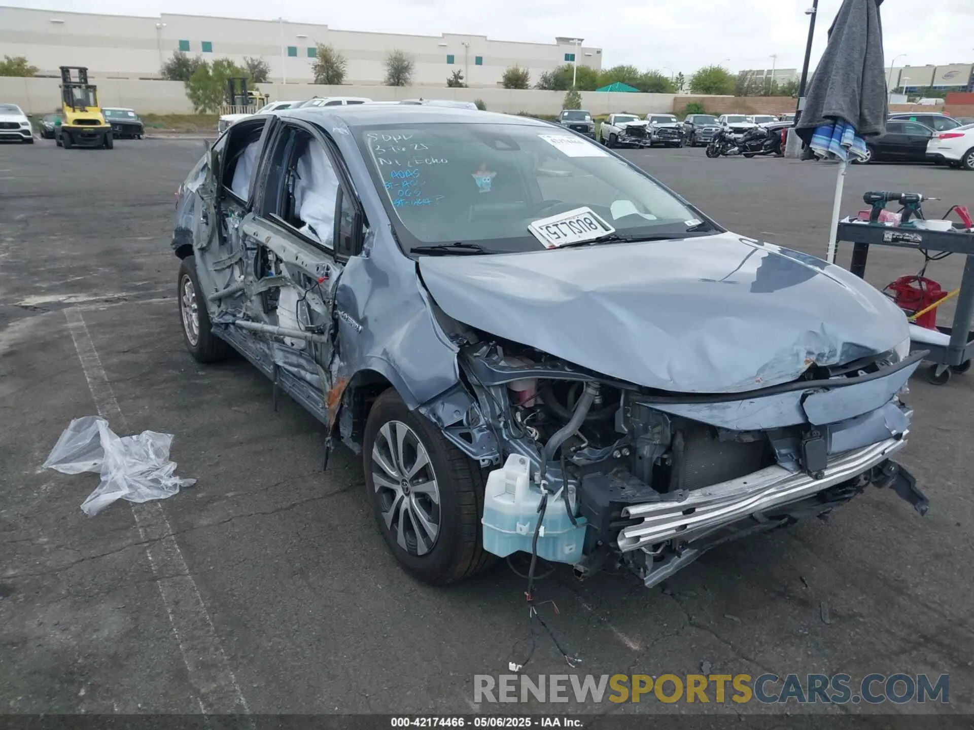 1 Photograph of a damaged car JTDEAMDE7MJ020682 TOYOTA COROLLA 2021