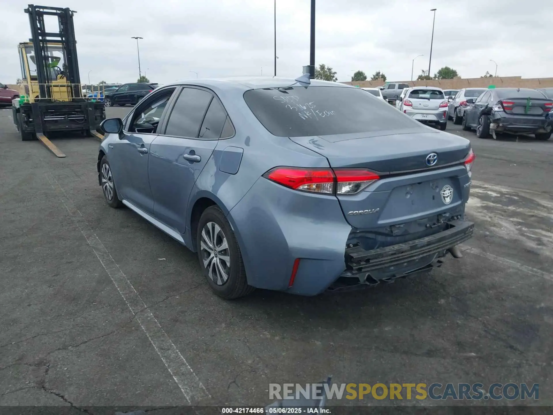 15 Photograph of a damaged car JTDEAMDE7MJ020682 TOYOTA COROLLA 2021