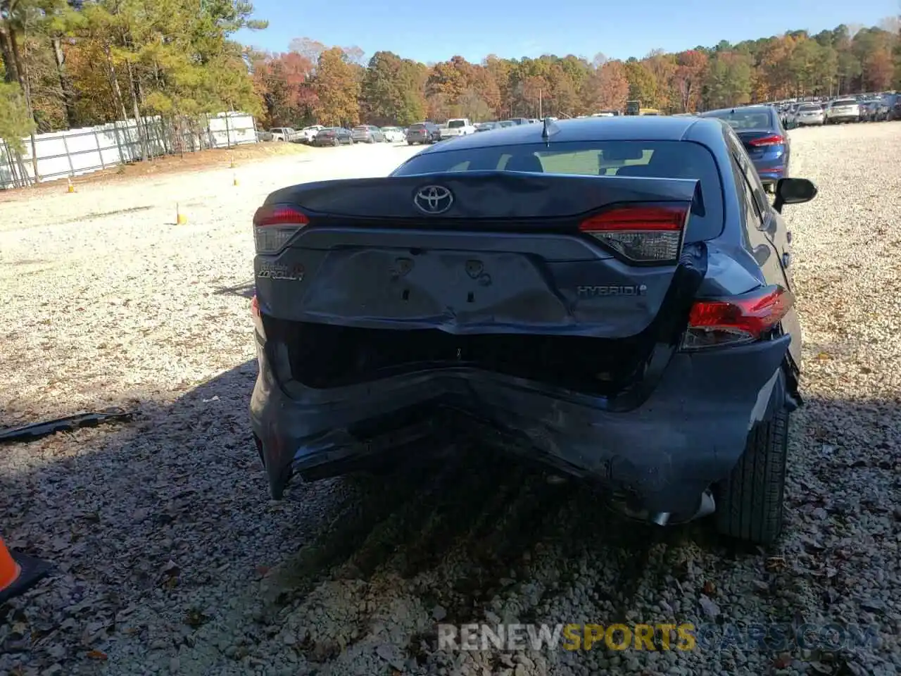 9 Photograph of a damaged car JTDEAMDE7MJ024070 TOYOTA COROLLA 2021