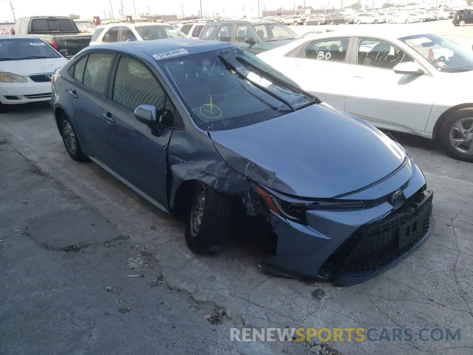 1 Photograph of a damaged car JTDEAMDE7MJ027759 TOYOTA COROLLA 2021