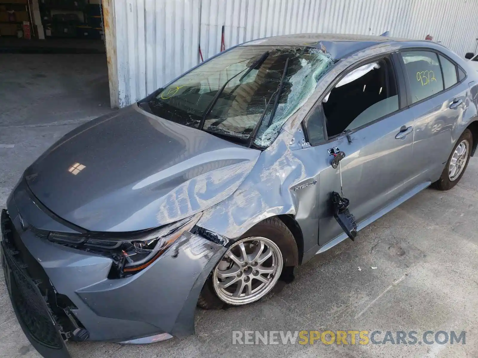 9 Photograph of a damaged car JTDEAMDE7MJ027759 TOYOTA COROLLA 2021