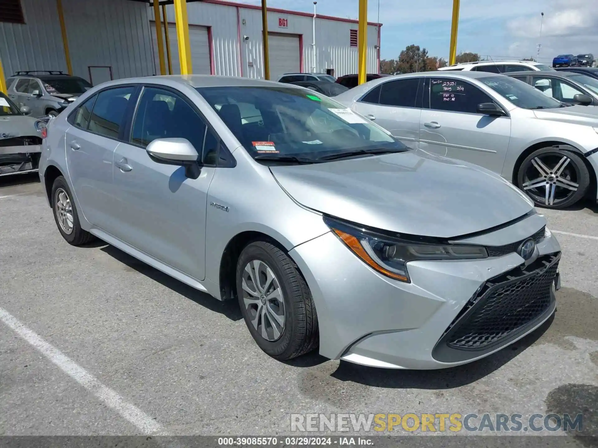 1 Photograph of a damaged car JTDEAMDE8MJ020710 TOYOTA COROLLA 2021