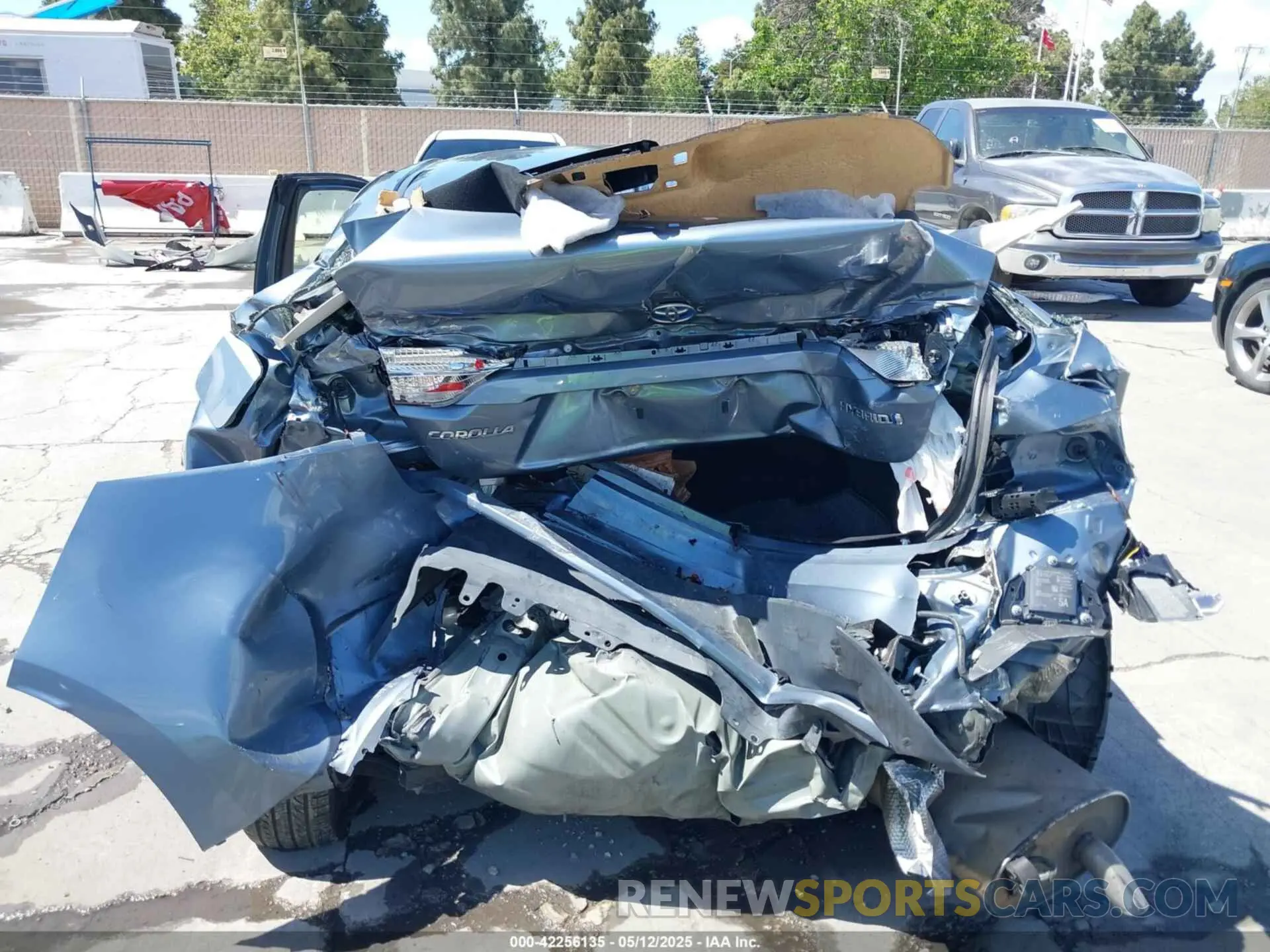 6 Photograph of a damaged car JTDEAMDE8MJ025034 TOYOTA COROLLA 2021