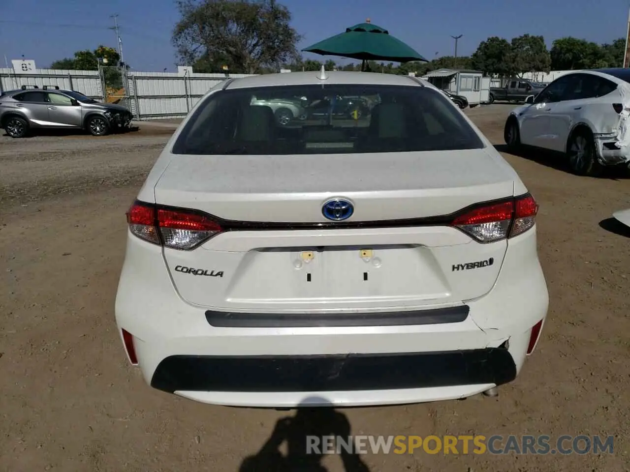 6 Photograph of a damaged car JTDEAMDE8MJ030587 TOYOTA COROLLA 2021