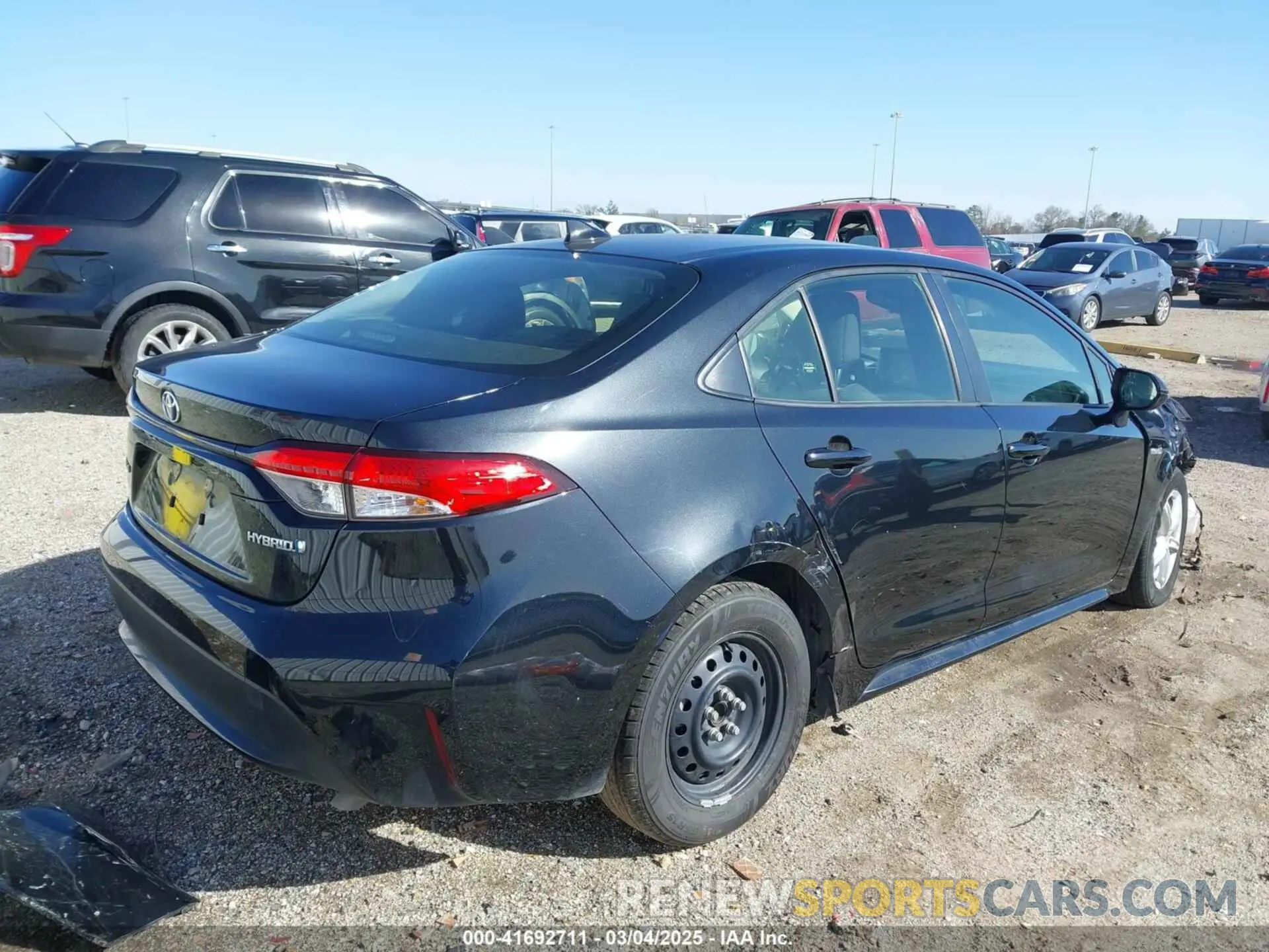 4 Photograph of a damaged car JTDEAMDE8MJ034218 TOYOTA COROLLA 2021