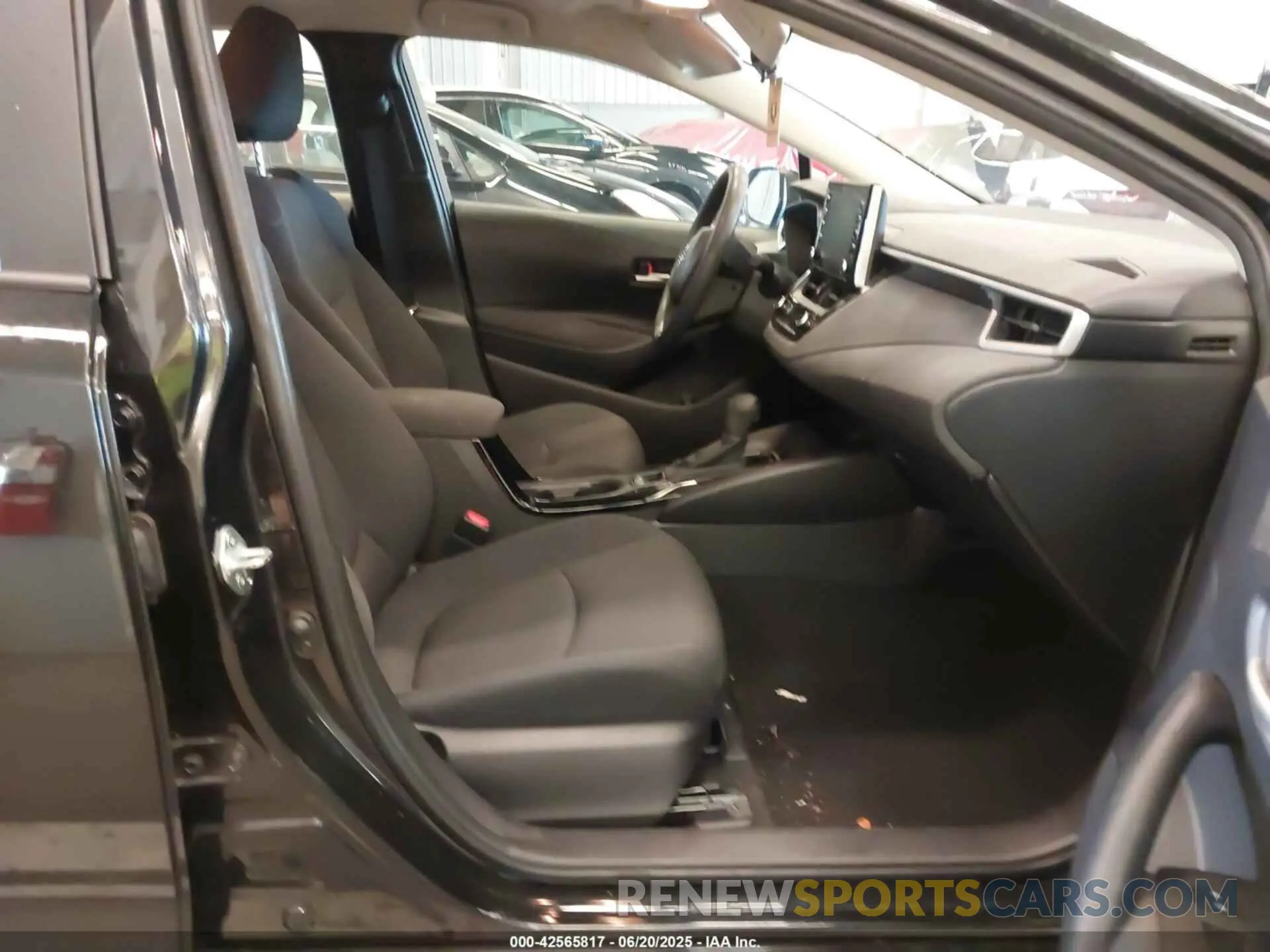 5 Photograph of a damaged car JTDEAMDE9MJ000577 TOYOTA COROLLA 2021