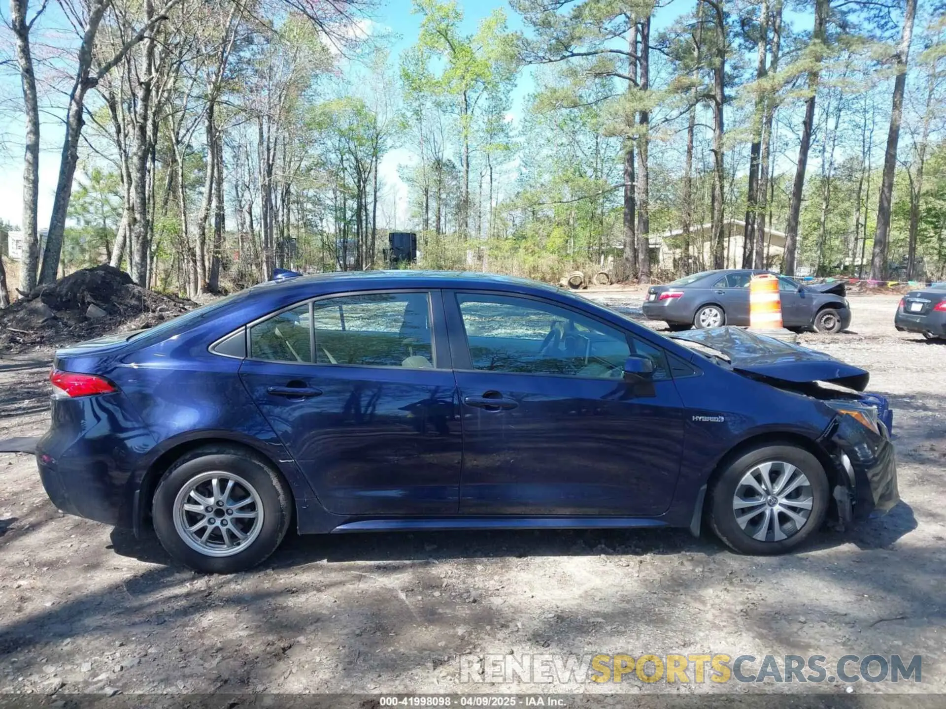 12 Photograph of a damaged car JTDEAMDE9MJ008582 TOYOTA COROLLA 2021
