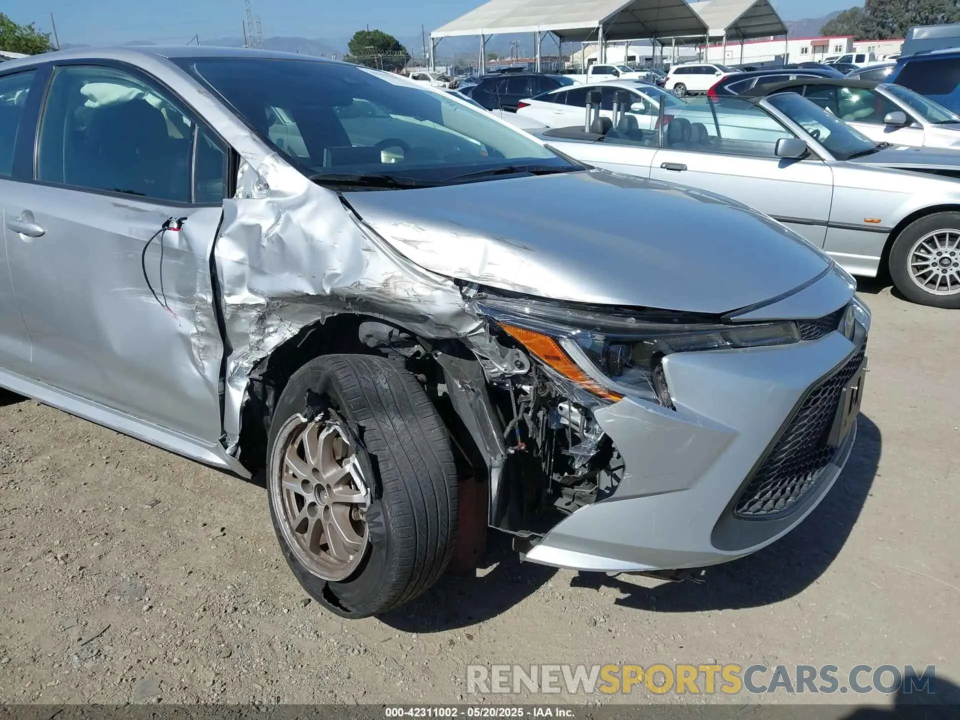 6 Photograph of a damaged car JTDEAMDE9MJ010185 TOYOTA COROLLA 2021