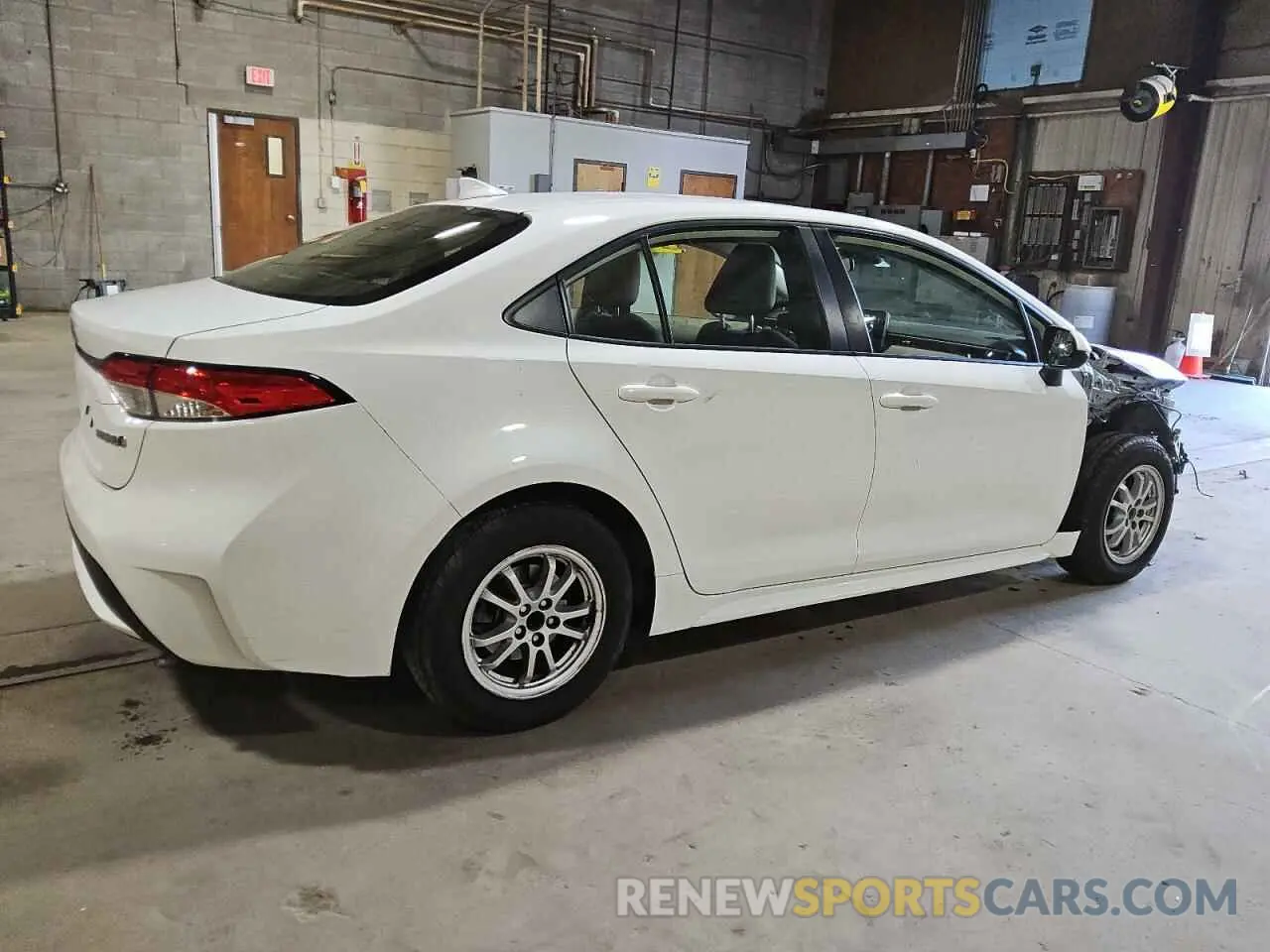 3 Photograph of a damaged car JTDEAMDE9MJ011238 TOYOTA COROLLA 2021