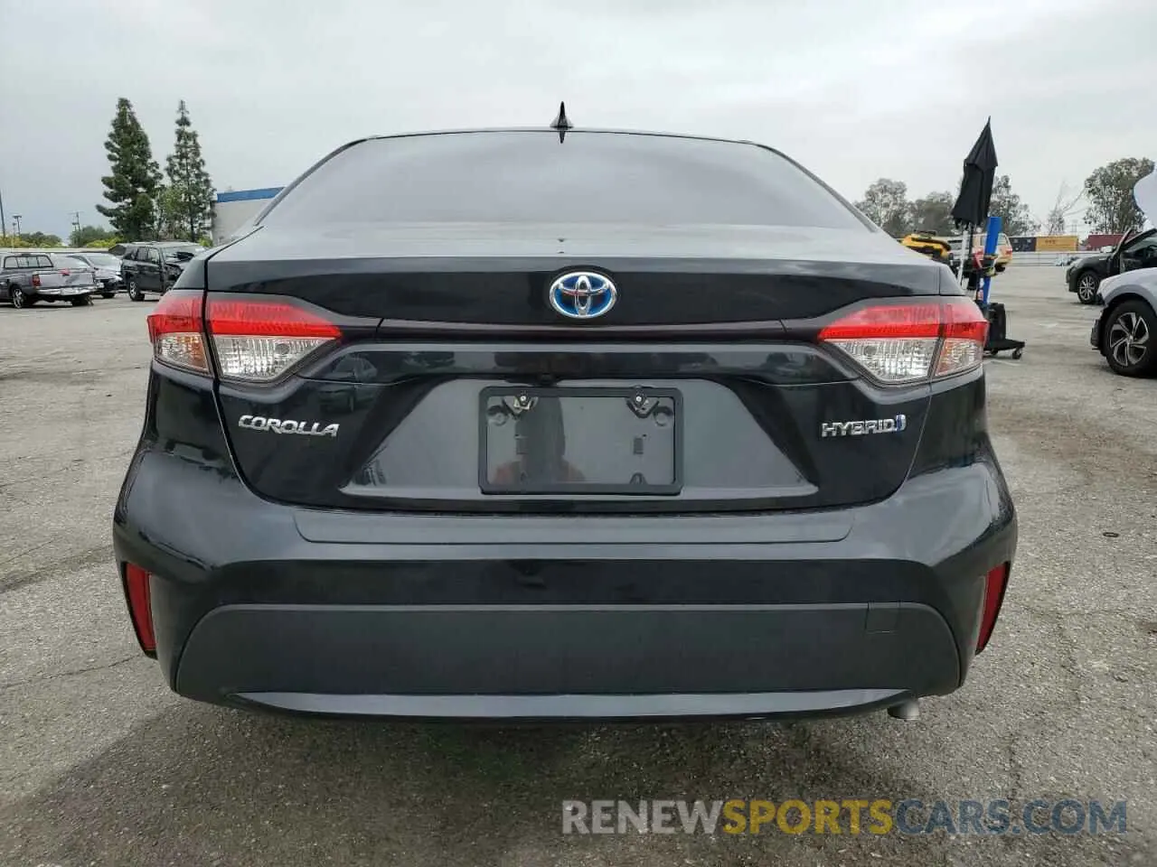 6 Photograph of a damaged car JTDEAMDE9MJ014589 TOYOTA COROLLA 2021