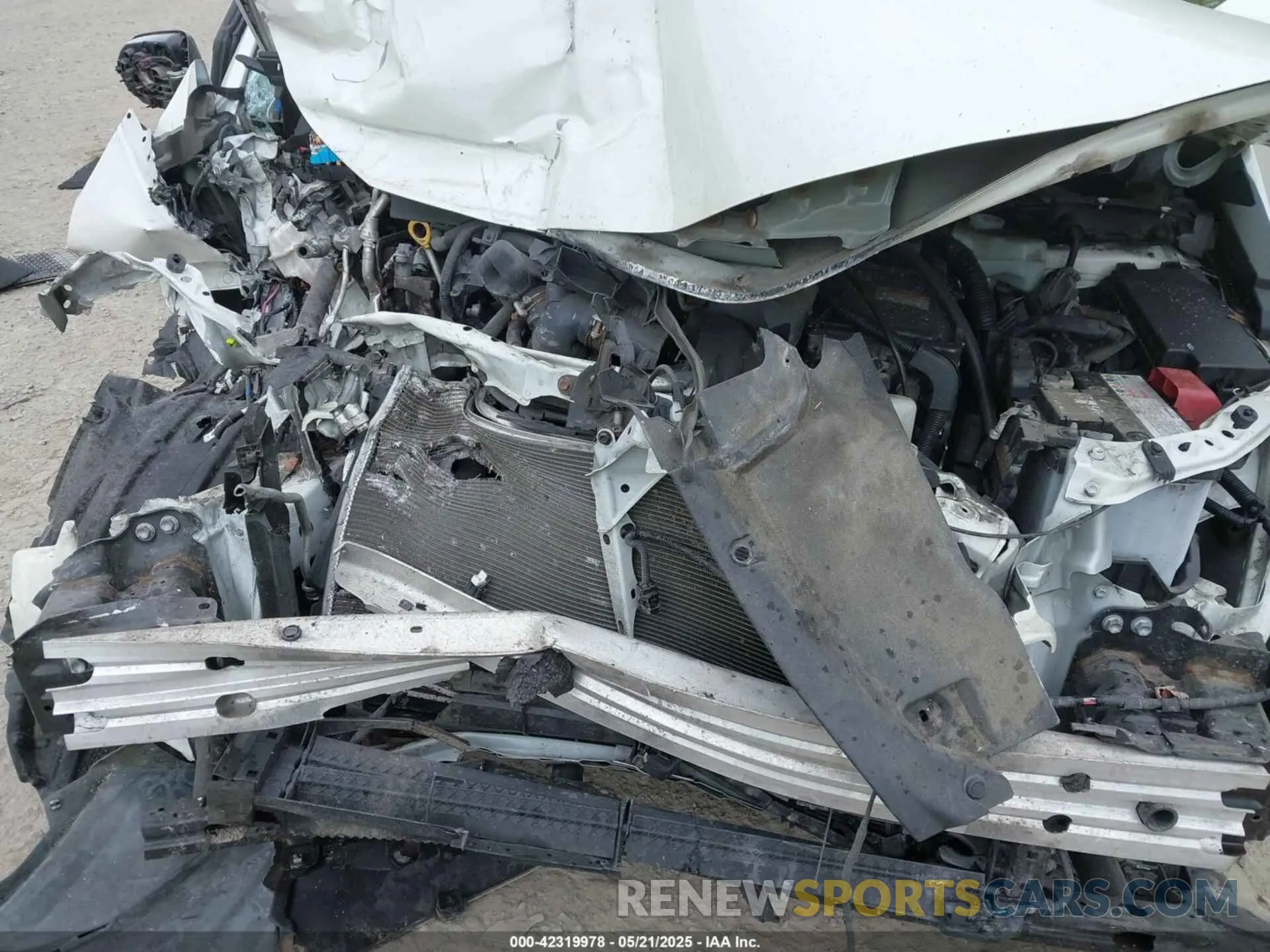 10 Photograph of a damaged car JTDEAMDE9MJ015046 TOYOTA COROLLA 2021