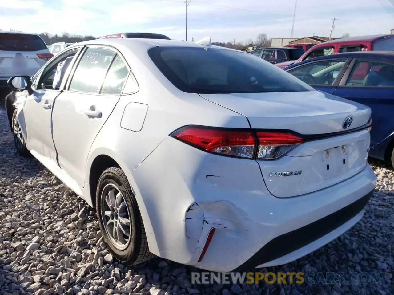 3 Photograph of a damaged car JTDEAMDE9MJ018884 TOYOTA COROLLA 2021
