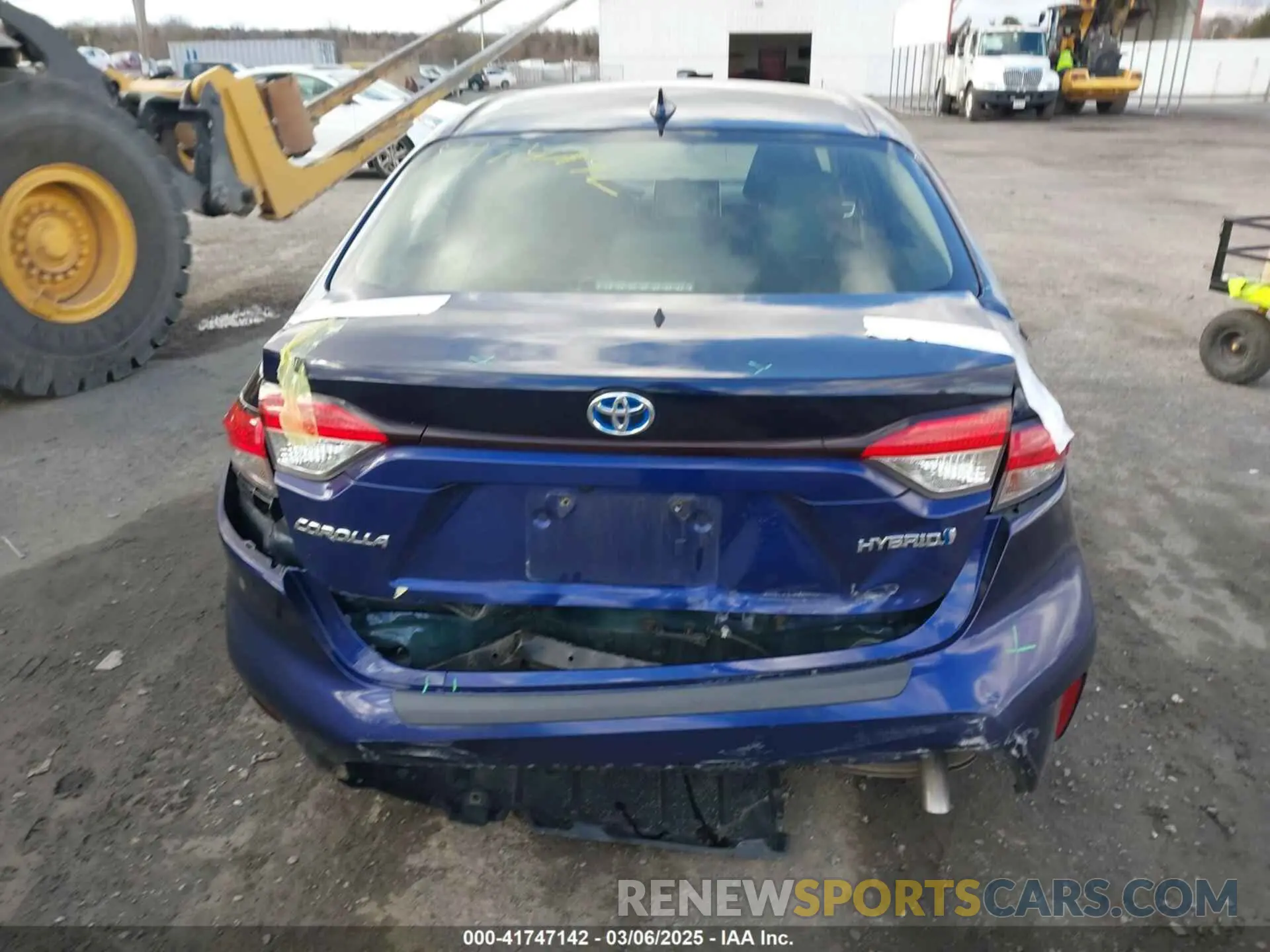 16 Photograph of a damaged car JTDEAMDE9MJ021431 TOYOTA COROLLA 2021