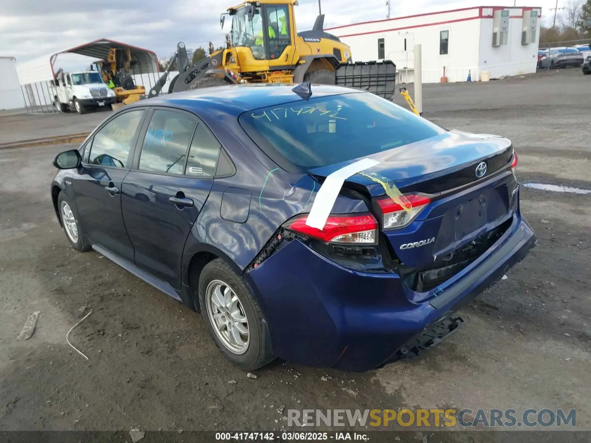 3 Photograph of a damaged car JTDEAMDE9MJ021431 TOYOTA COROLLA 2021