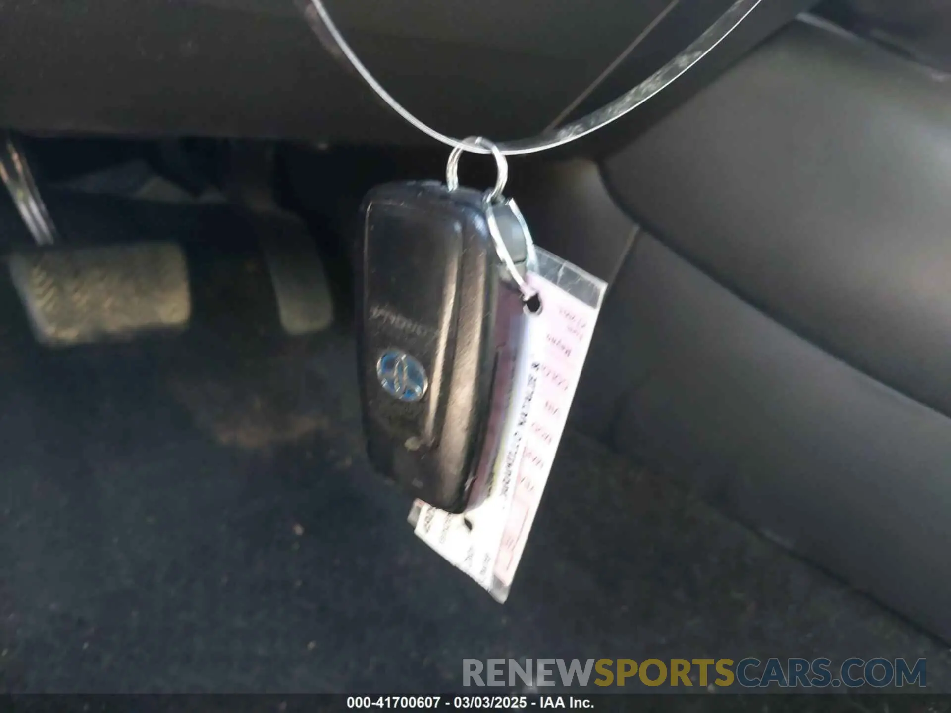 11 Photograph of a damaged car JTDEAMDEXMJ003083 TOYOTA COROLLA 2021