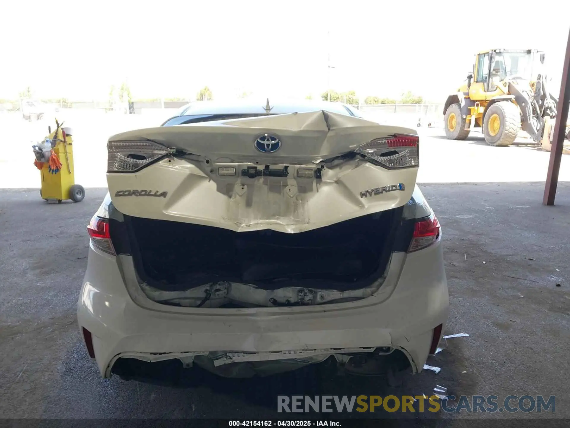 17 Photograph of a damaged car JTDEAMDEXMJ007022 TOYOTA COROLLA 2021