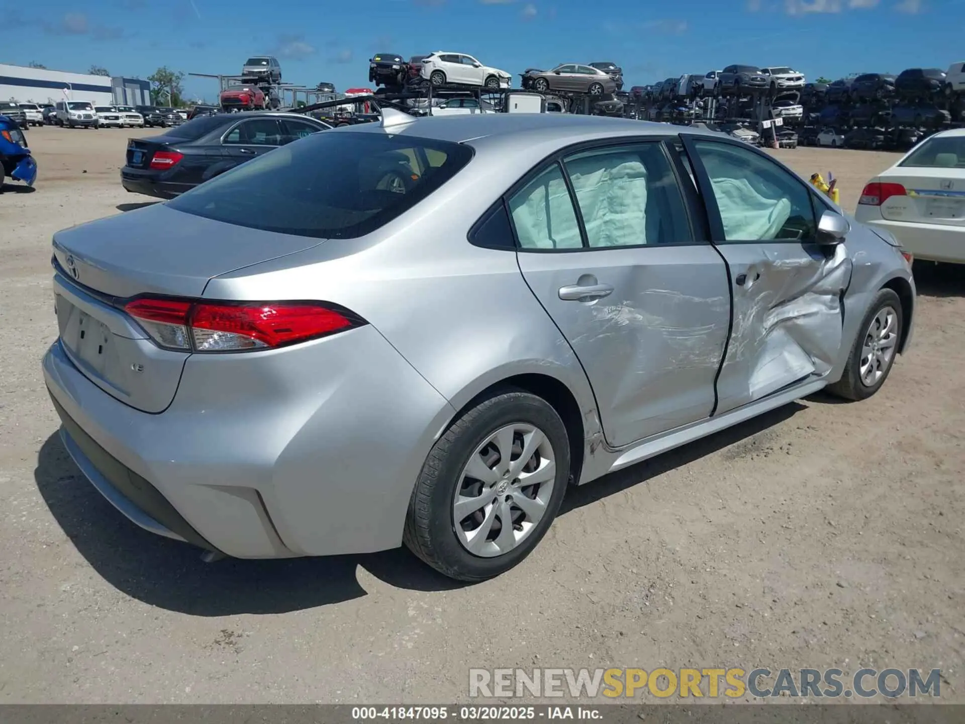 4 Photograph of a damaged car JTDEPMAE0MJ119069 TOYOTA COROLLA 2021