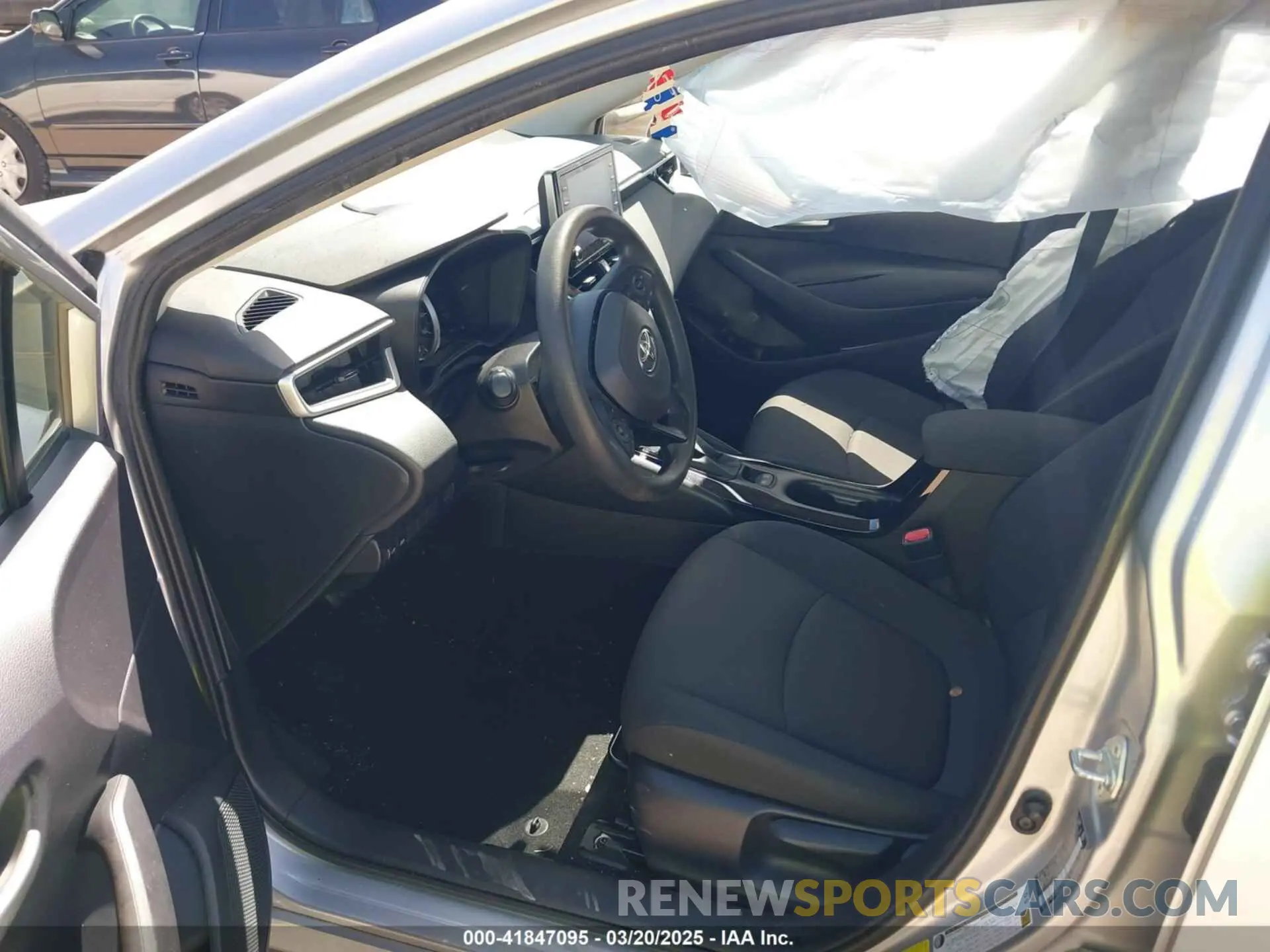 5 Photograph of a damaged car JTDEPMAE0MJ119069 TOYOTA COROLLA 2021