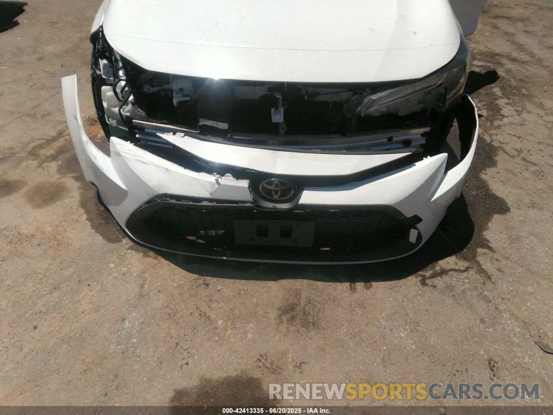 12 Photograph of a damaged car JTDEPMAE0MJ121565 TOYOTA COROLLA 2021