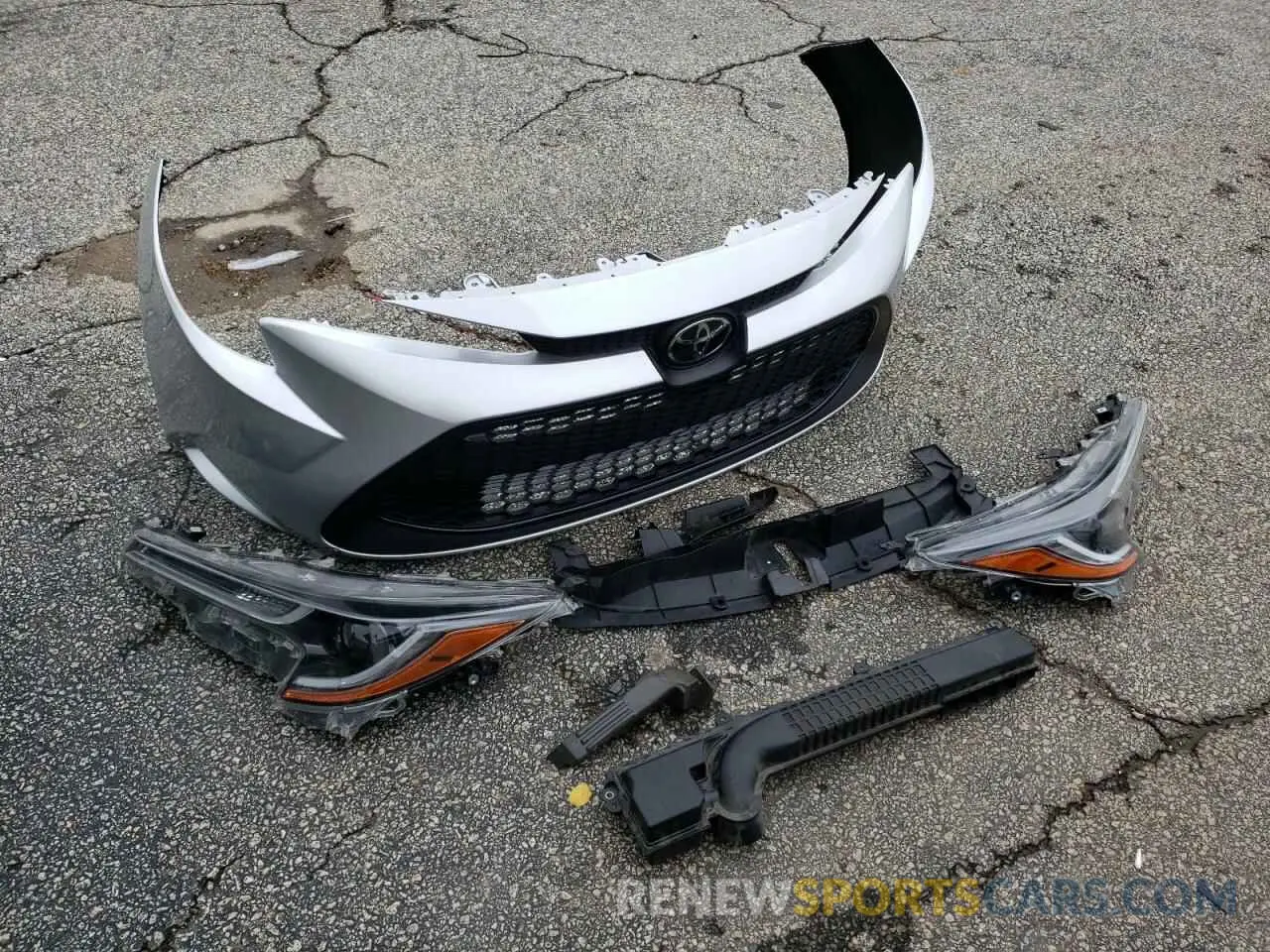 12 Photograph of a damaged car JTDEPMAE0MJ152752 TOYOTA COROLLA 2021