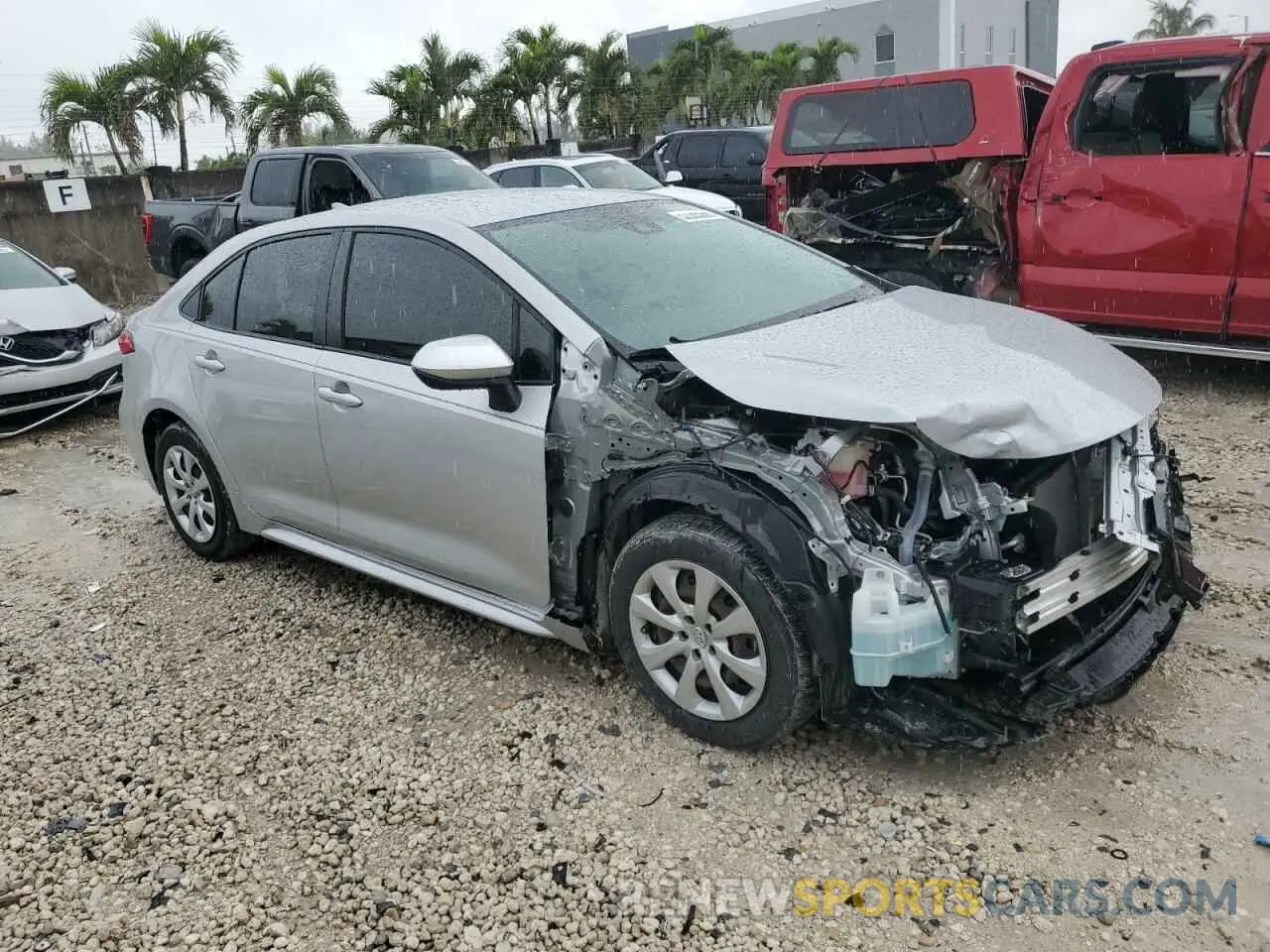 4 Photograph of a damaged car JTDEPMAE0MJ171589 TOYOTA COROLLA 2021